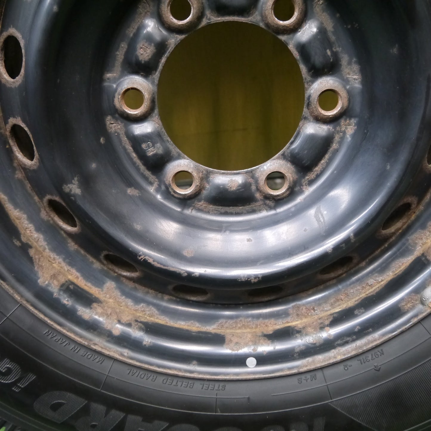 [送料無料]バリ溝！21年！9.5分★トヨタ ハイエース 純正 スチール 195/80R15 107/105L スタッドレス ヨコハマ アイスガード iG91 PCD139.7/6H★3070308Hス