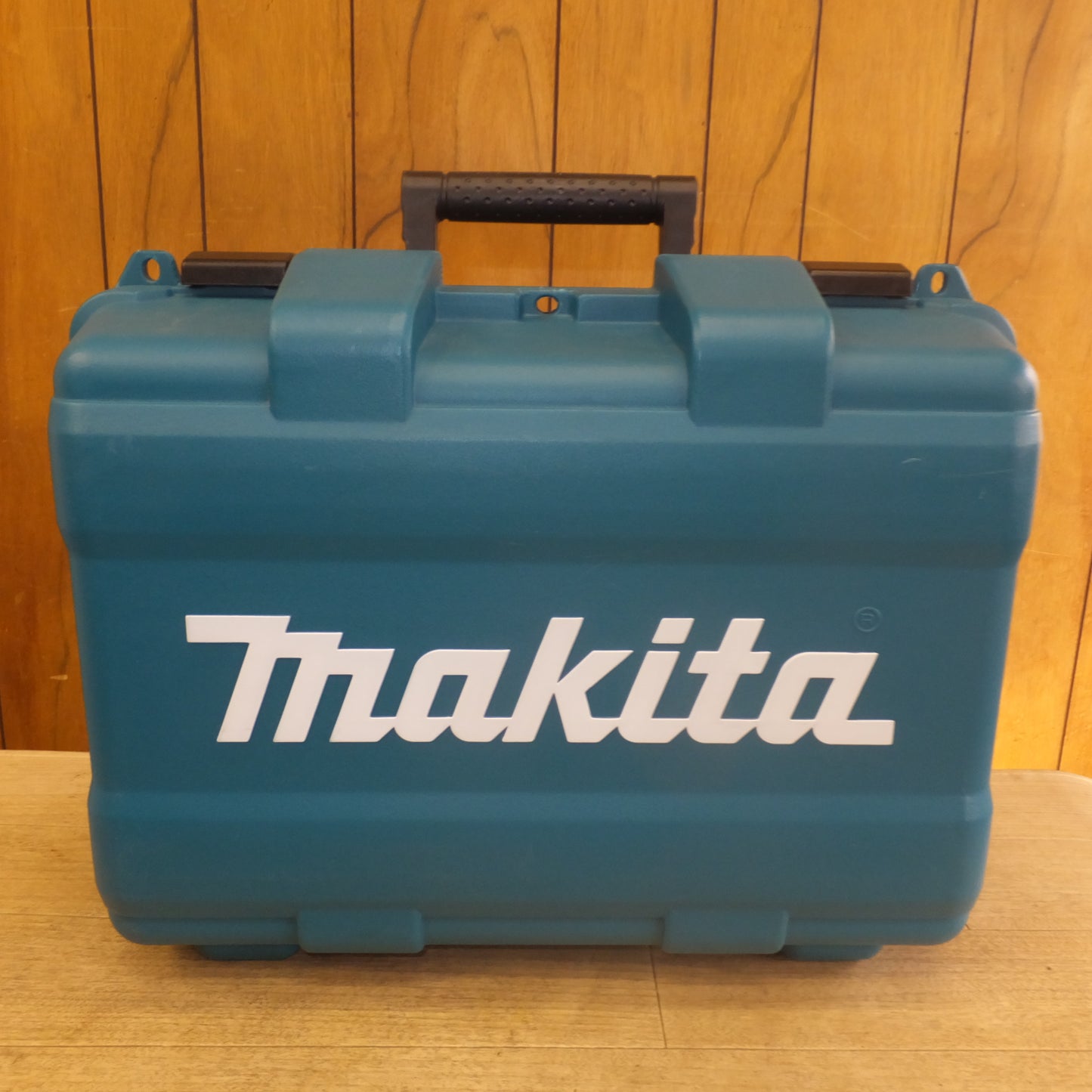 [送料無料]未使用★マキタ makita 125mm 充電式マルノコ HS470DRG 14.4V★