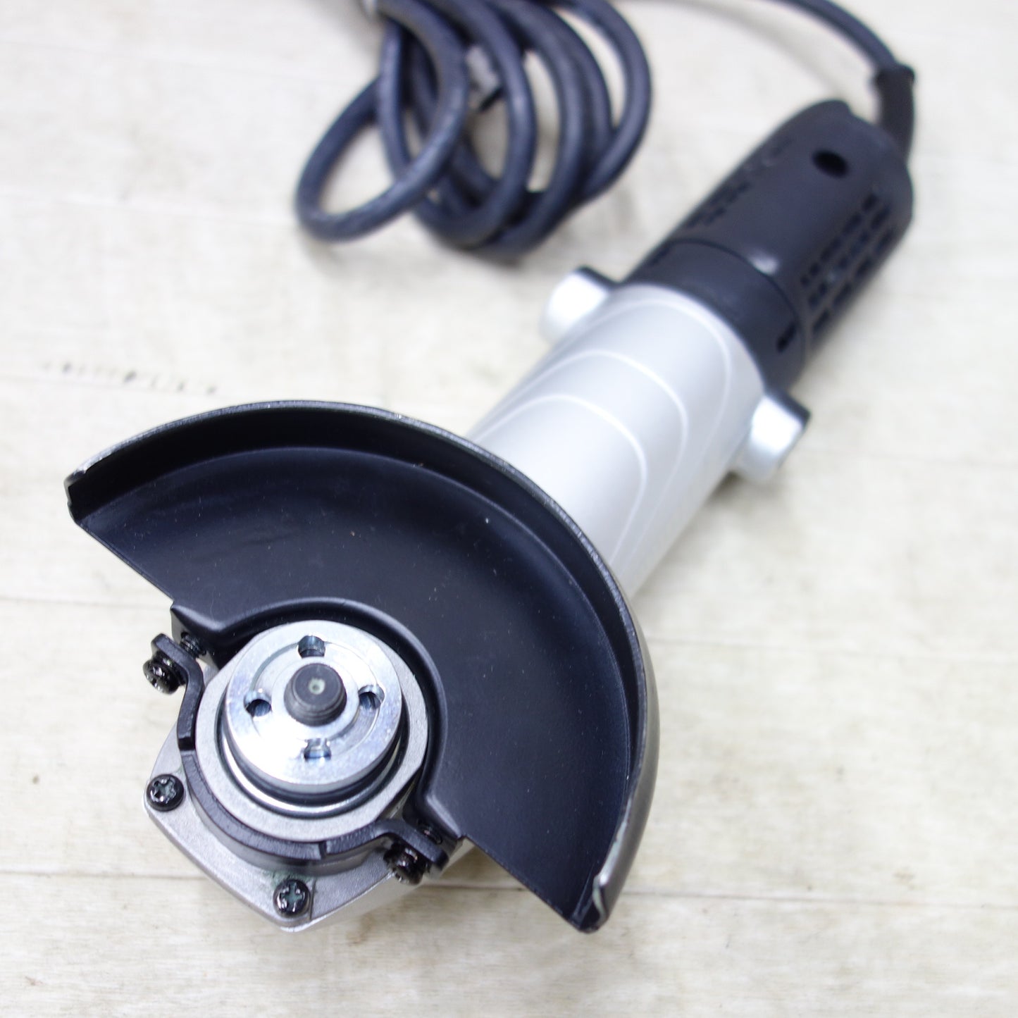 [送料無料] 美品◆HiKOKI ハイコーキ 100mm 電気ディスクグラインダ  G10SL5 研磨機 電動工具 100V◆