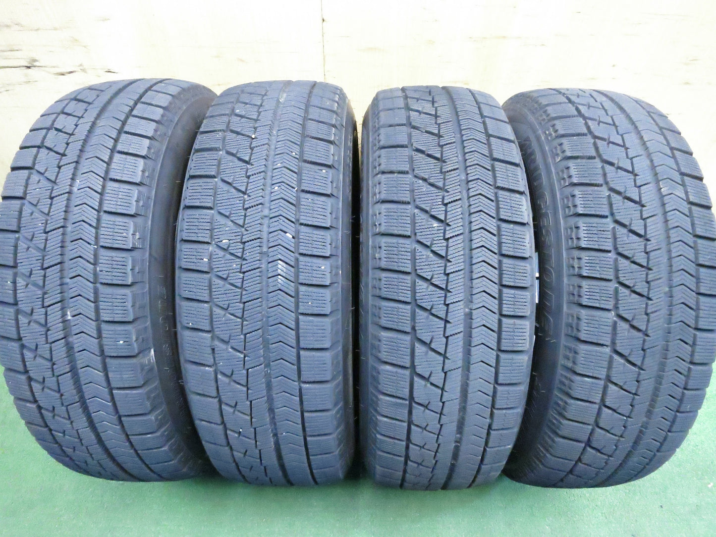 [送料無料]バリ溝！19年！綺麗！9分★スタッドレス 195/65R15 ブリヂストン ブリザック VRX Euromax MANARAY ユーロマックス 15インチ PCD114.3/5H★3020102Hス