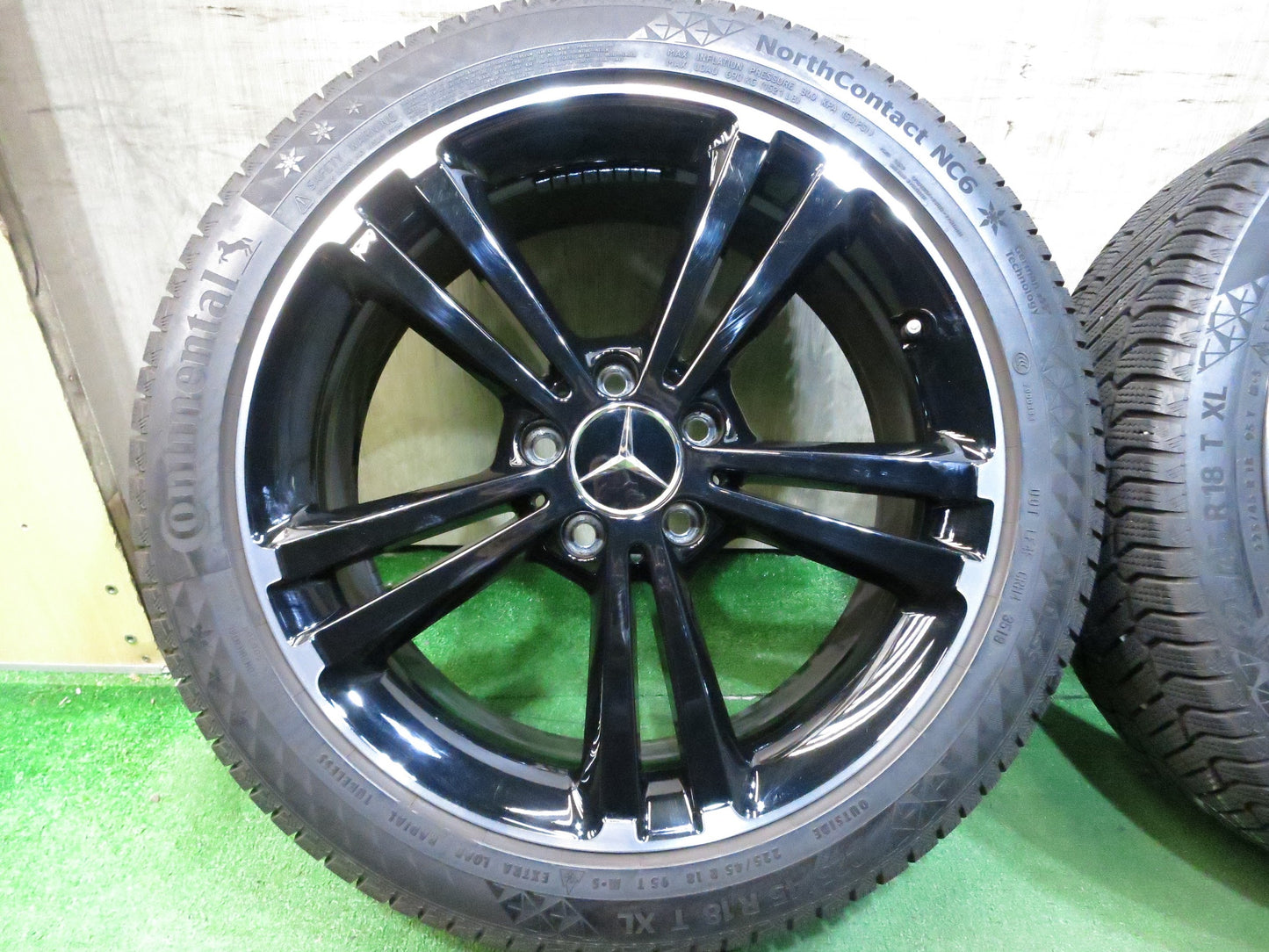 [送料無料]バリ溝！19年！キレイ！9.5分以上★ベンツ Aクラス W177 純正 225/45R18 スタッドレス コンチネンタル ノースコンタクト NC6 PCD112/5H★3022406Hス