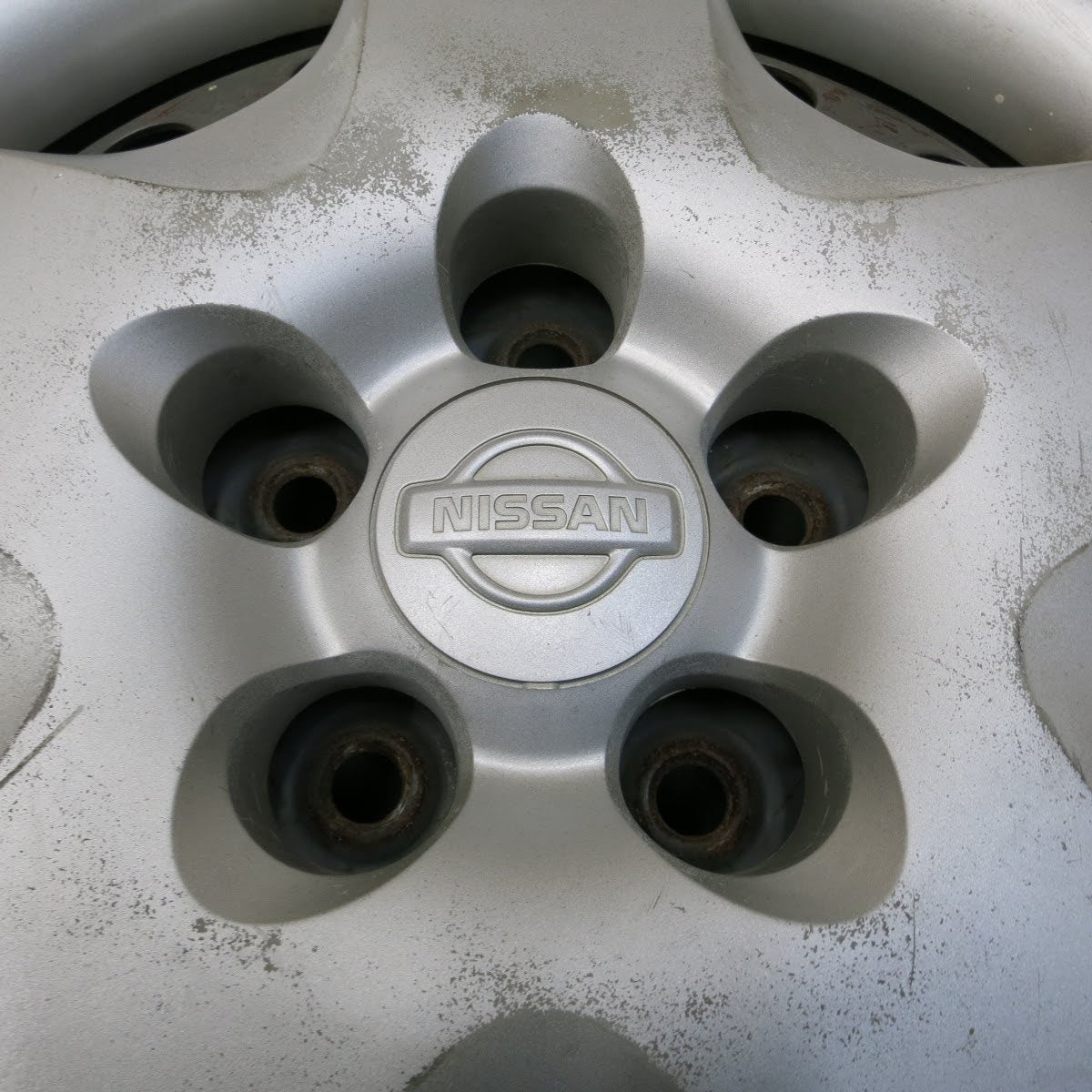 [送料無料]バリ溝！9.5分★日産 セレナ 純正 スチール 195/65R15 スタッドレス ナンカン CORSAFA 15インチ PCD114.3/5H★3100915イス