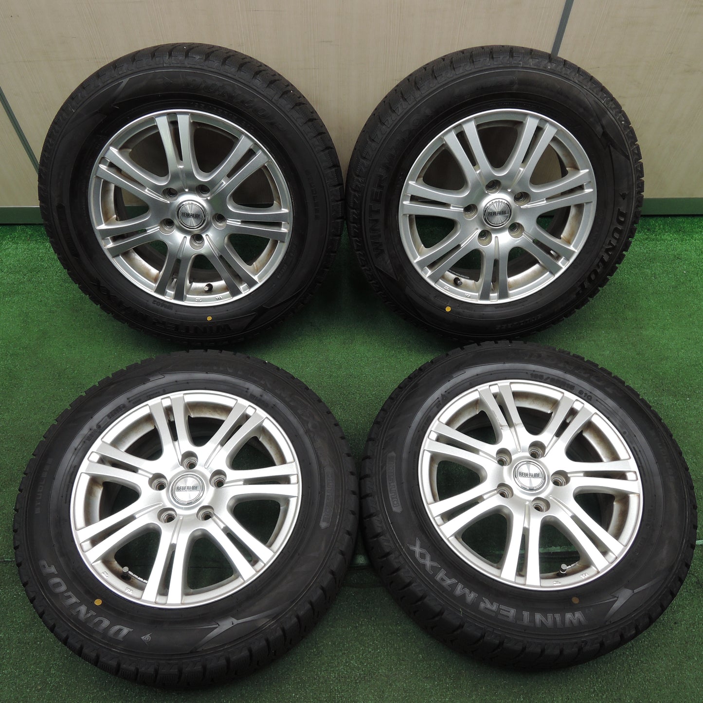 *送料無料*バリ溝！22年！9.5分以上★スタッドレス 195/65R15 ダンロップ ウインターマックス WM02 REVERLINE リバーライン 15インチ PCD114.3/5H★3120906TNス