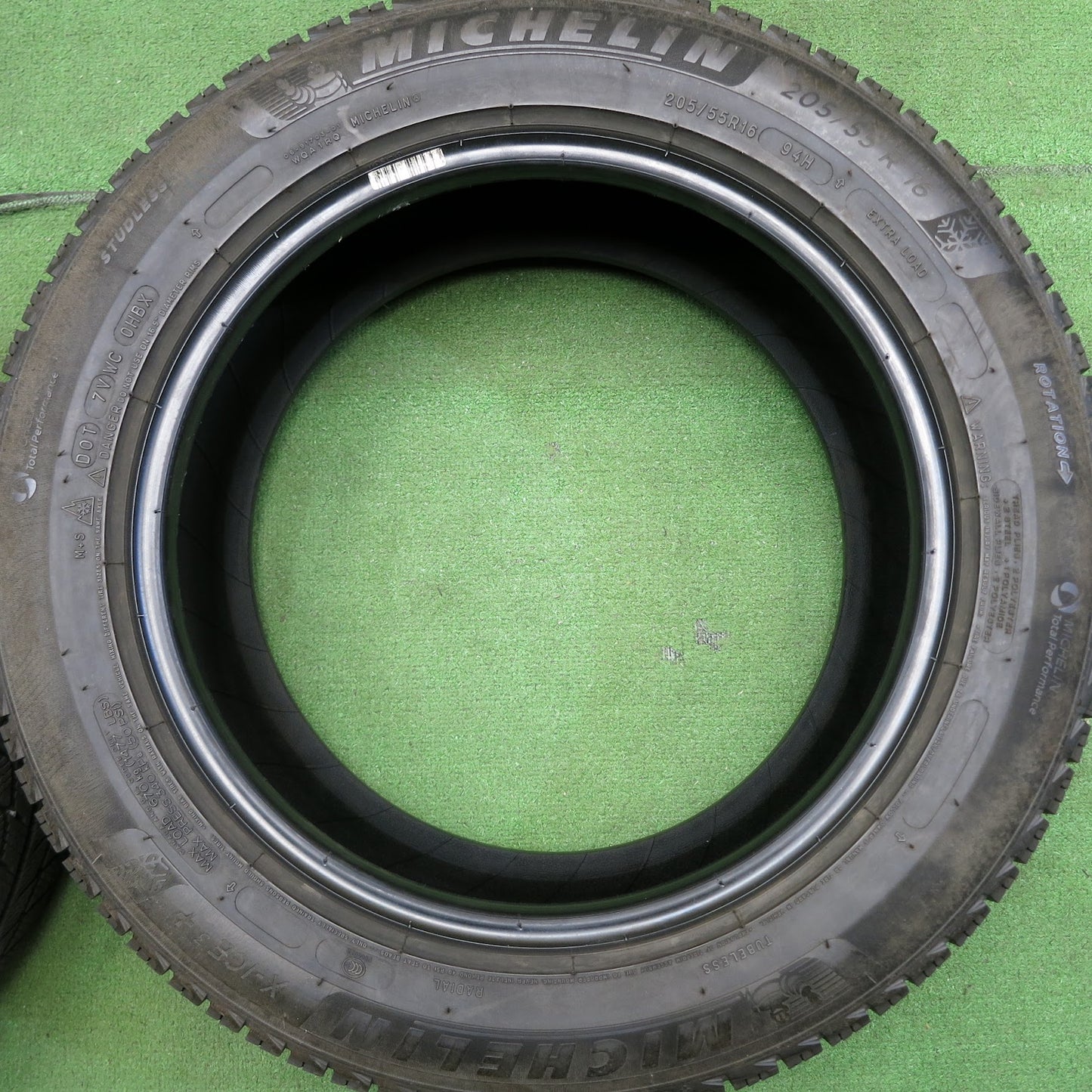 [送料無料]バリ溝！9分★スタッドレス 205/55R16 ミシュラン X-ICE3+ タイヤ 16インチ リーフ プレマシー セレナ ラフェスタ レクサスIS 等★3032702Hノタ