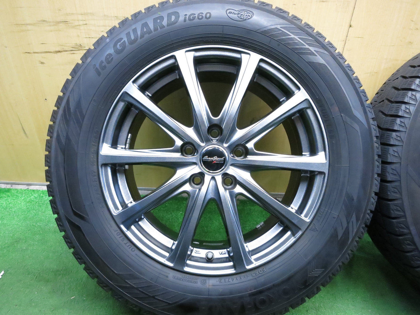 [送料無料]バリ溝！キレイ！9.5分★スタッドレス 225/65R17 ヨコハマ アイスガード iG60 EuroSpeed MANARAY SPORT マナレイ 17インチ PCD114.3/5H★2121213Hス