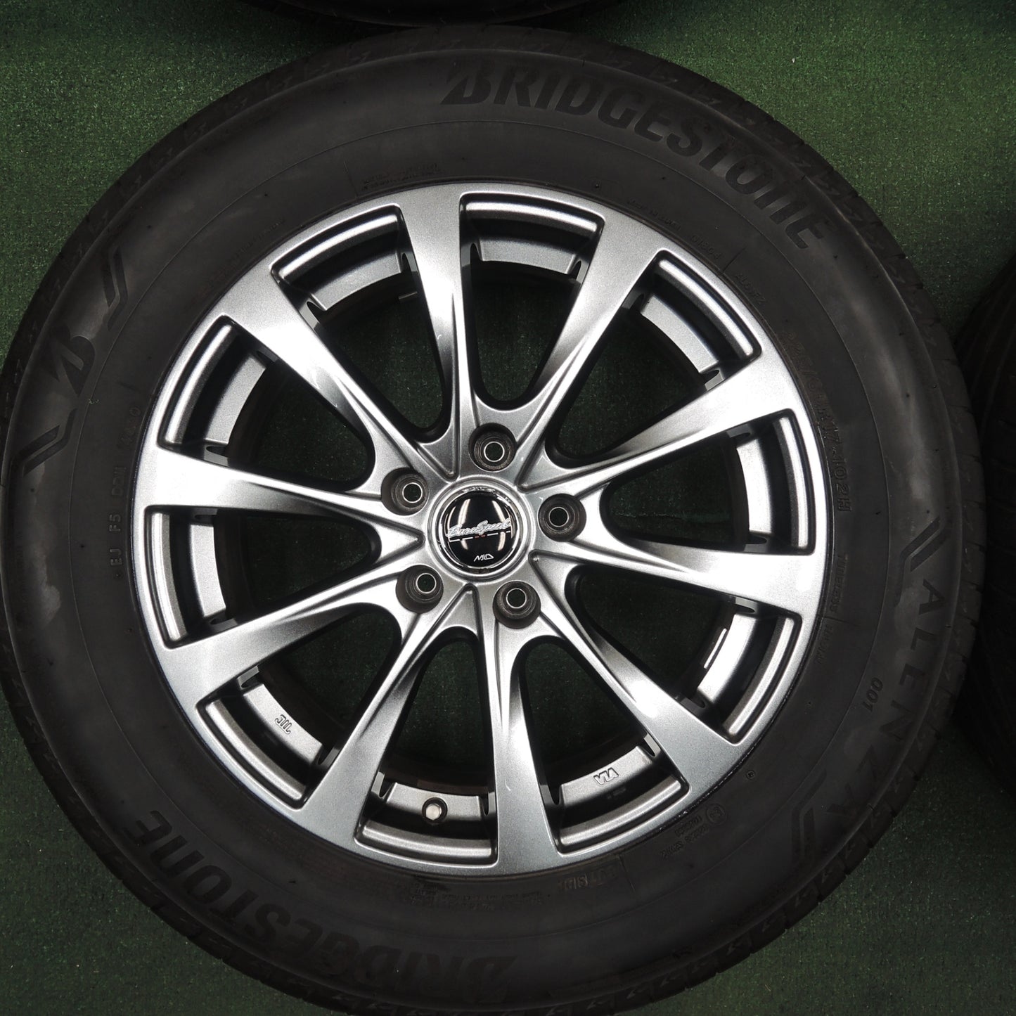 *送料無料* バリ溝！20年！キレイ！9.5分★225/65R17 ブリヂストン アレンザ 001 EuroSpeed MiD ユーロスピード 17インチ PCD114.3/5H★4021303TNノ