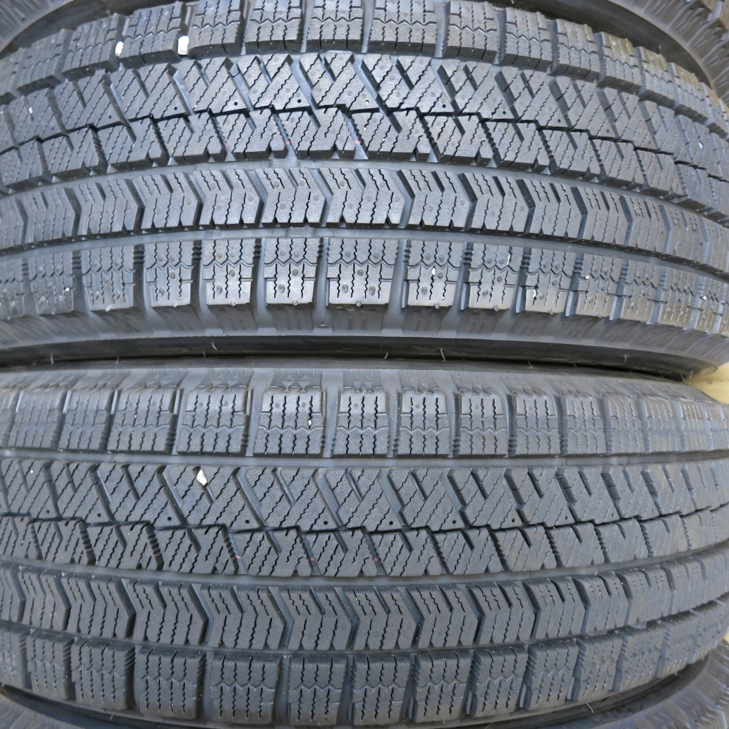 [送料無料]バリ溝！19年！キレイ！ほぼ10分★スタッドレス 155/65R14 ブリヂストン ブリザック VRX2 ECO FORME エコフォルム 14インチ PCD100/4H★3062304Hス