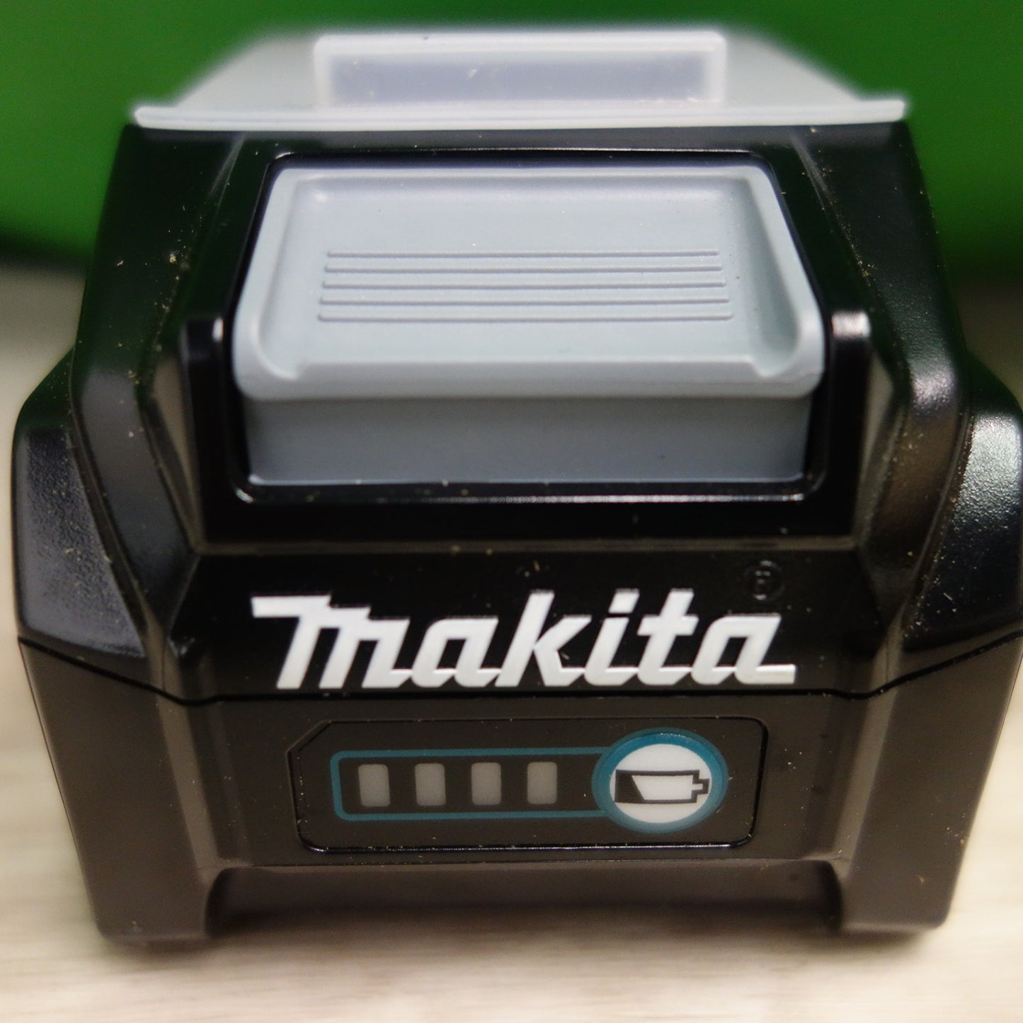 [送料無料] 美品☆マキタ リチウム イオン バッテリー BL4040 XGT 40V max Li-ion 4.0Ah☆