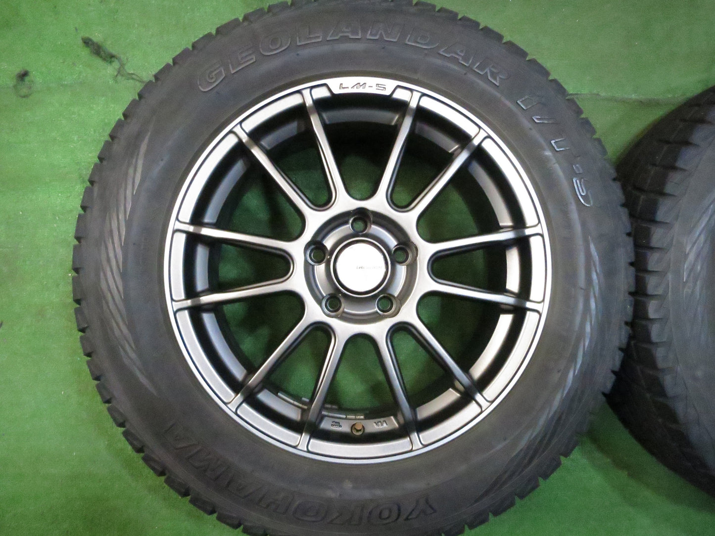 [送料無料]キレイ★スタッドレス 225/65R17 Lehrmeister LM-5 ヨコハマ ジオランダー i/T-S レアマイスター 17インチ PCD114.3/5H★3021716Hス