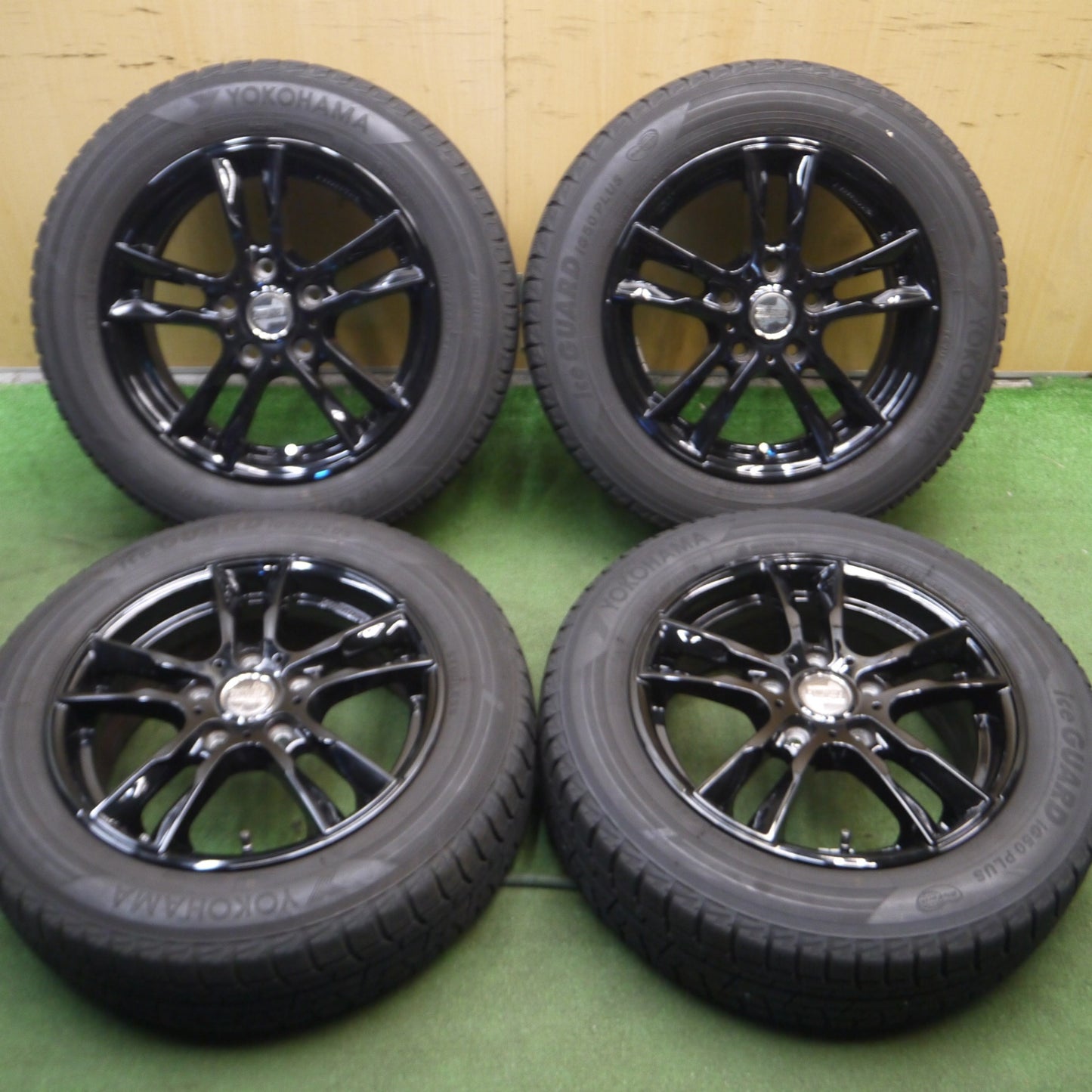 *送料無料*バリ溝！キレイ！8.5分★MINI ミニ等 KELLENERS Sport 175/65R15 スタッドレス ヨコハマ アイスガード iG50 プラス ケレナーズ PCD112/5H★4012905Hス