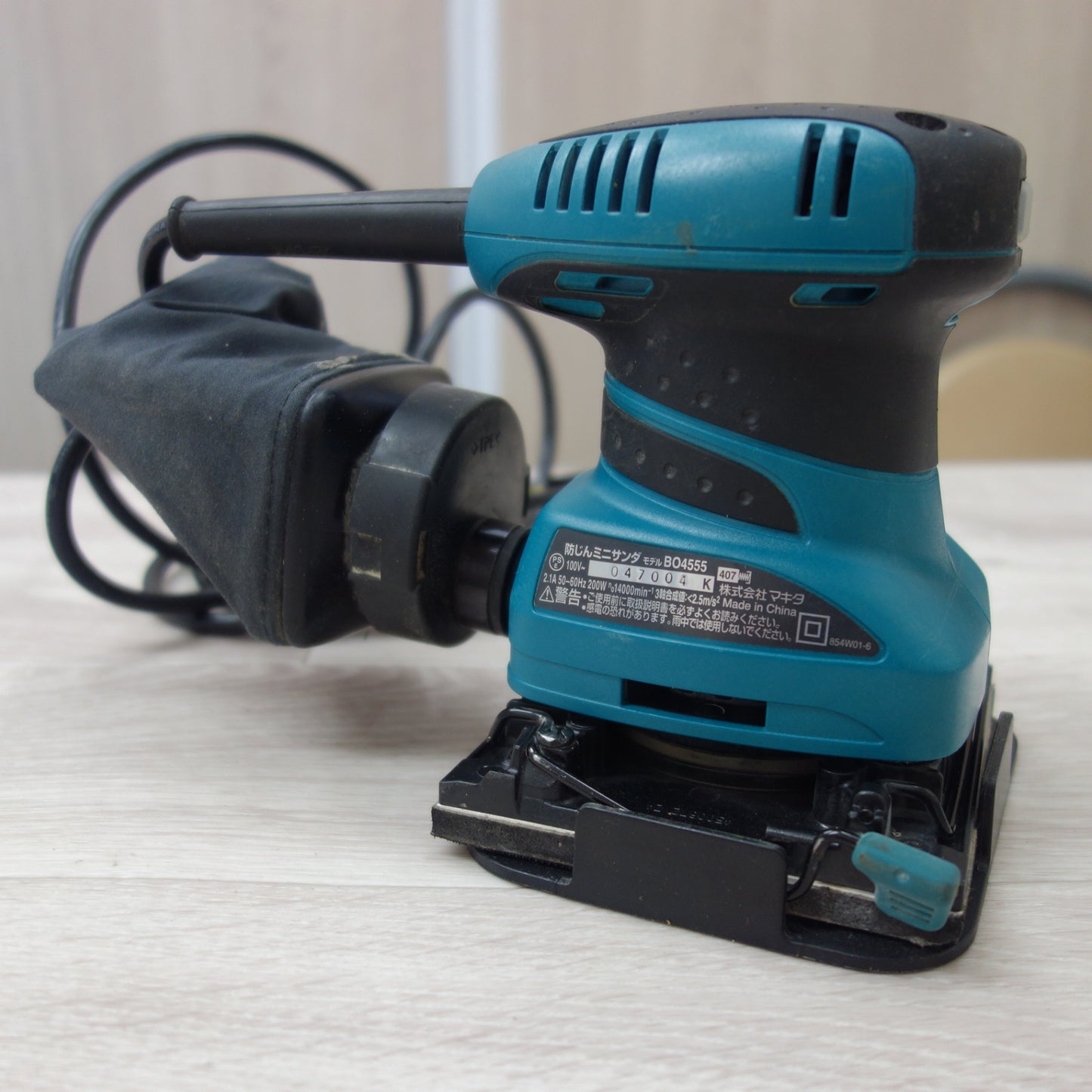 [送料無料] 動作品☆マキタ makita 防塵 防じん ミニサンダ BO4555 研磨機 DIY☆