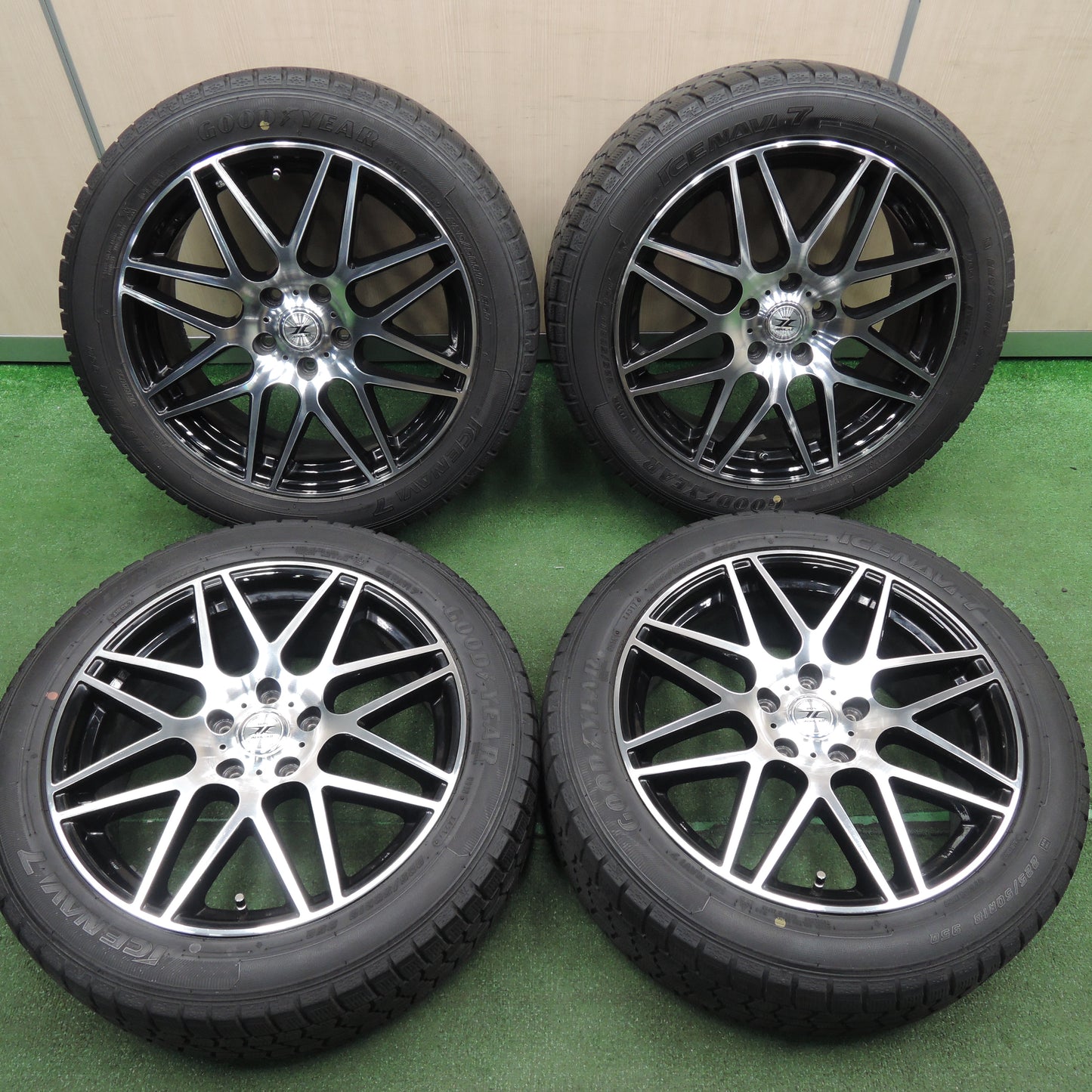 *送料無料*キレイ★スタッドレス 225/50R18 グッドイヤー アイスナビ7 D.O.S. ADULAⅡ DOS 18インチ PCD114.3/5H★4010704TNス