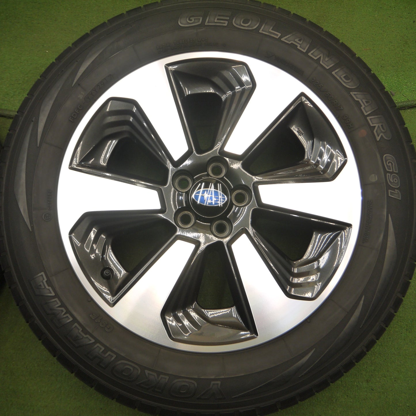 *送料無料* バリ溝！キレイ！9分★スバル SJ フォレスター 純正 225/60R17 ヨコハマ ジオランダー G91 17インチ PCD100/5H★4031205Hノ