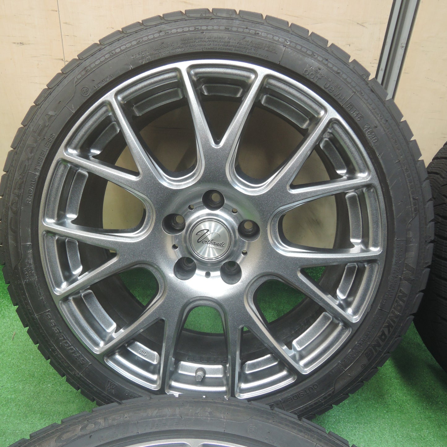 *送料無料*バリ溝！20年！キレイ！9.5分★スタッドレス 245/40R18 ナンカン CORSAFA Verthandi ヴェルザンディ 18インチ PCD114.3/5H★3122707SYス
