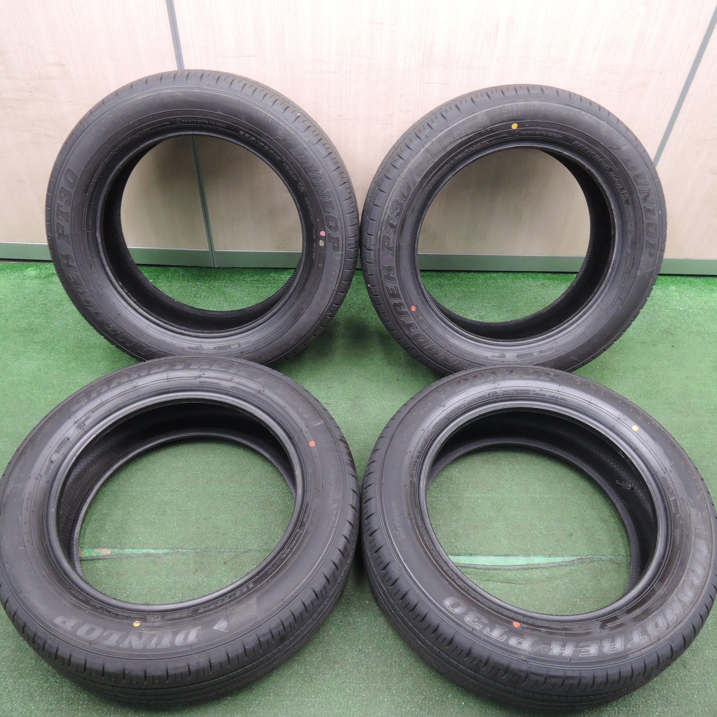 *送料無料*新車外し！21年★225/60R18 ダンロップ グラントレック PT30 タイヤ 18インチ ハリアー RAV4 等★3120904HAノタ