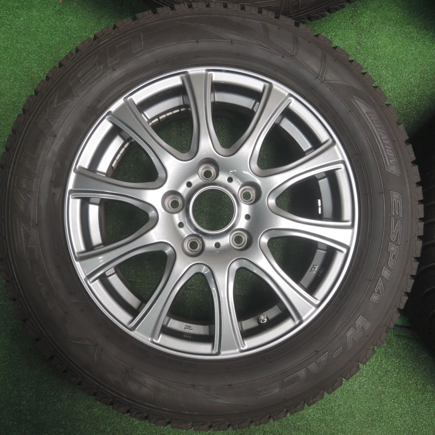 [送料無料]超バリ溝！キレイ！ほぼ10分★スタッドレス 195/65R15 ファルケン エスピア W-ACE weds ウェッズ 15インチ PCD114.3/5H★3101902SYス