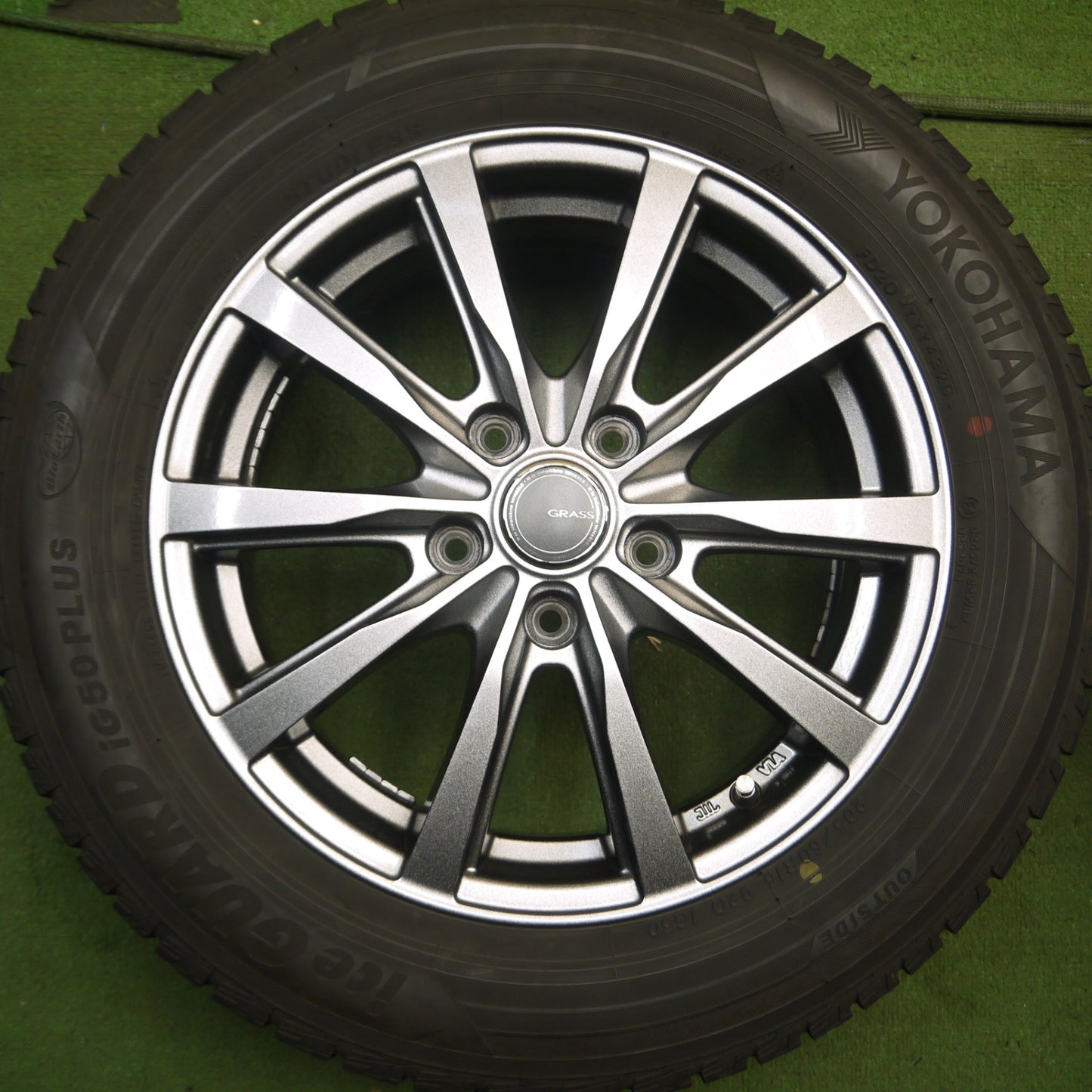 *送料無料* バリ溝！20年！キレイ！9分★スタッドレス 205/60R16 ヨコハマ アイスガード iG50 プラス GRASS グラス 16インチ PCD114.3/5H★4031202Hス