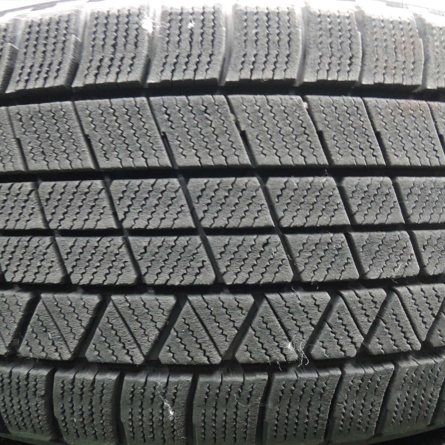 *送料無料*センサー付！バリ溝！21年！9分★レクサス IS Fスポーツ 純正 235/40R19 265/35R19 スタッドレス ブリヂストン ブリザック VRX3 PCD114.3/5H★3111804HAス