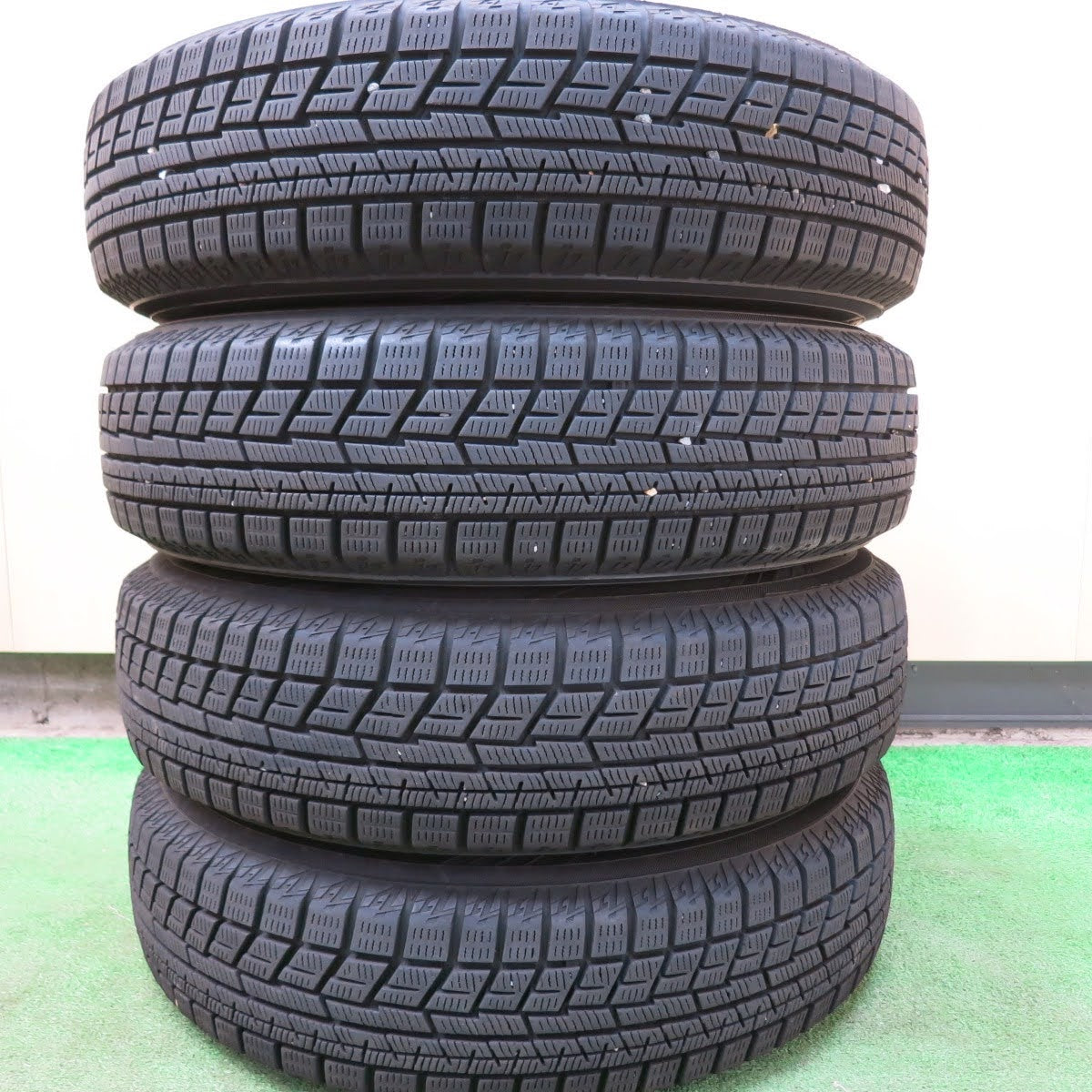 [送料無料]バリ溝！19年！8.5分★スタッドレス 145/80R13 ヨコハマ アイスガード iG60 Exceeder HOT STUFF エクシーダー 13インチ PCD100/4H★3061906ヒス