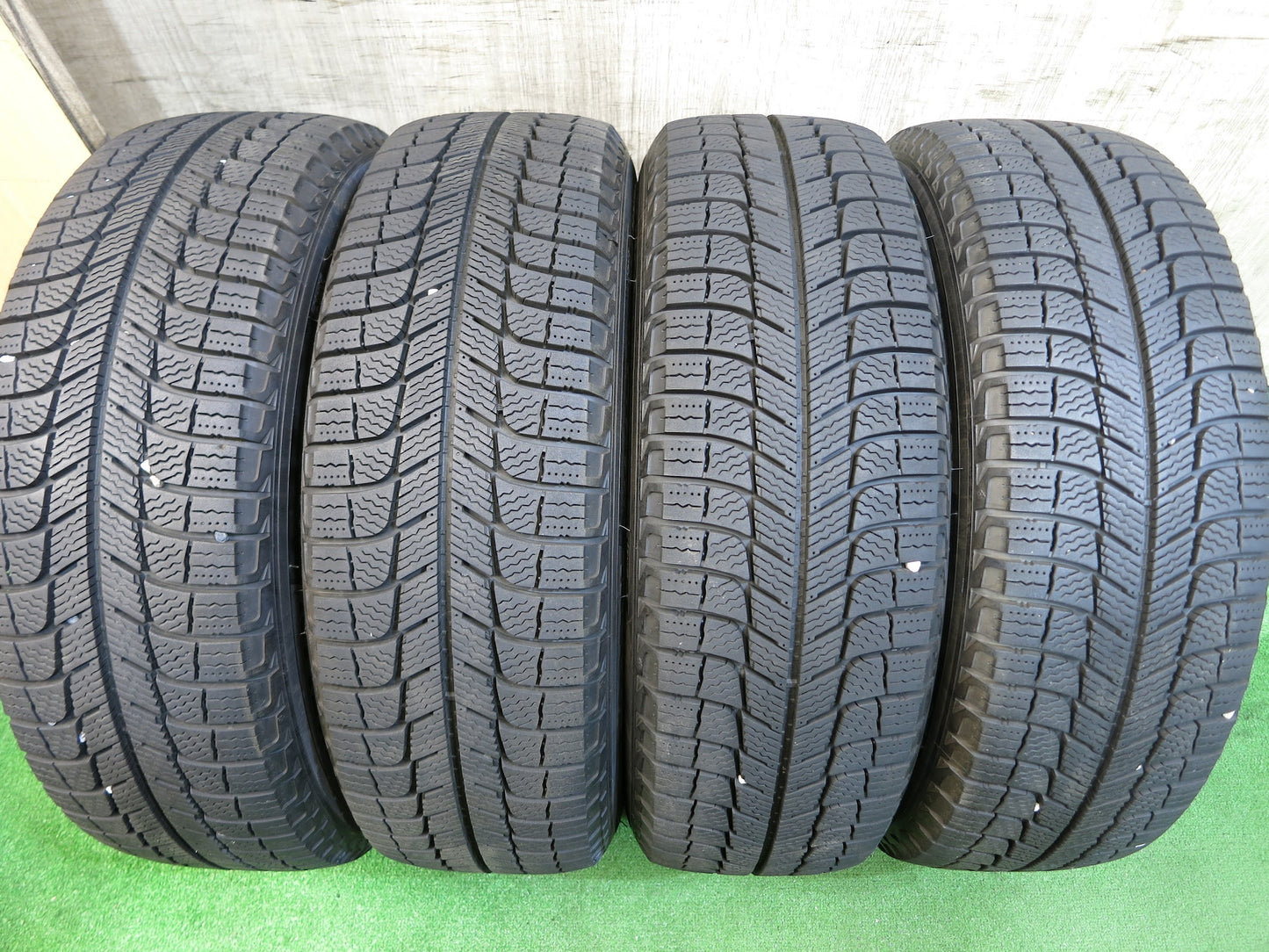 [送料無料]バリ溝！19年！綺麗！9.5分★ワーゲン T-Cross 純正 BORBET 195/60R16 スタッドレス ミシュランX-ICE3+ T-クロス ティークロス PCD100/5H★2101408Hス