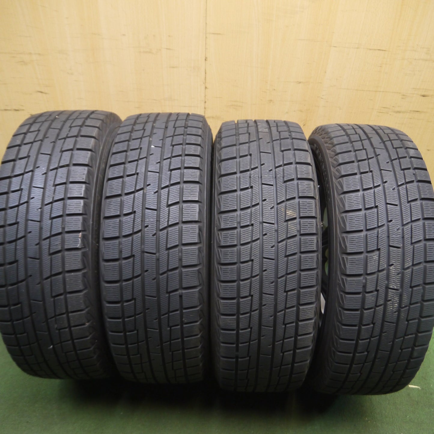 *送料無料*超バリ溝！キレイ！ほぼ10分★スタッドレス 215/60R16 ヨコハマ アイスガード iG30 BRANDLE-LINE ブランドルライン 16インチ PCD114.3/5H★4013113Hス