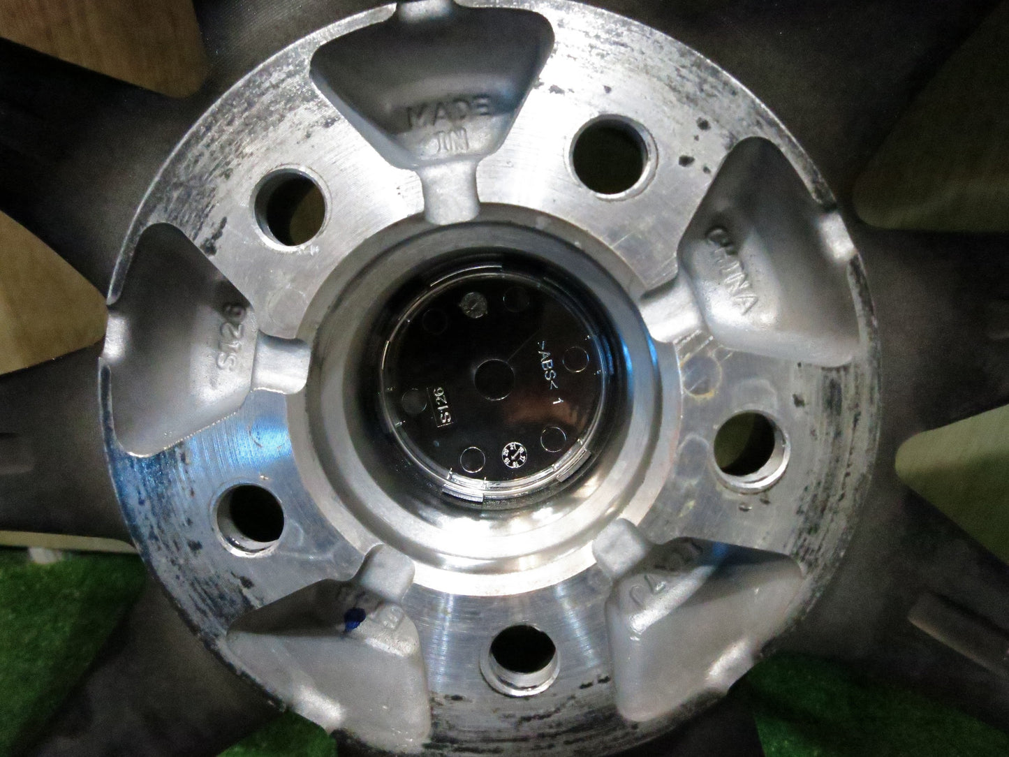 [送料無料]バリ溝！20年！綺麗！9.5分★スタッドレス 215/45R17 ダンロップ ウインターマックス WM02 EuroSpeed MANARAY SPORT マナレイ PCD100/5H★3011104Hス
