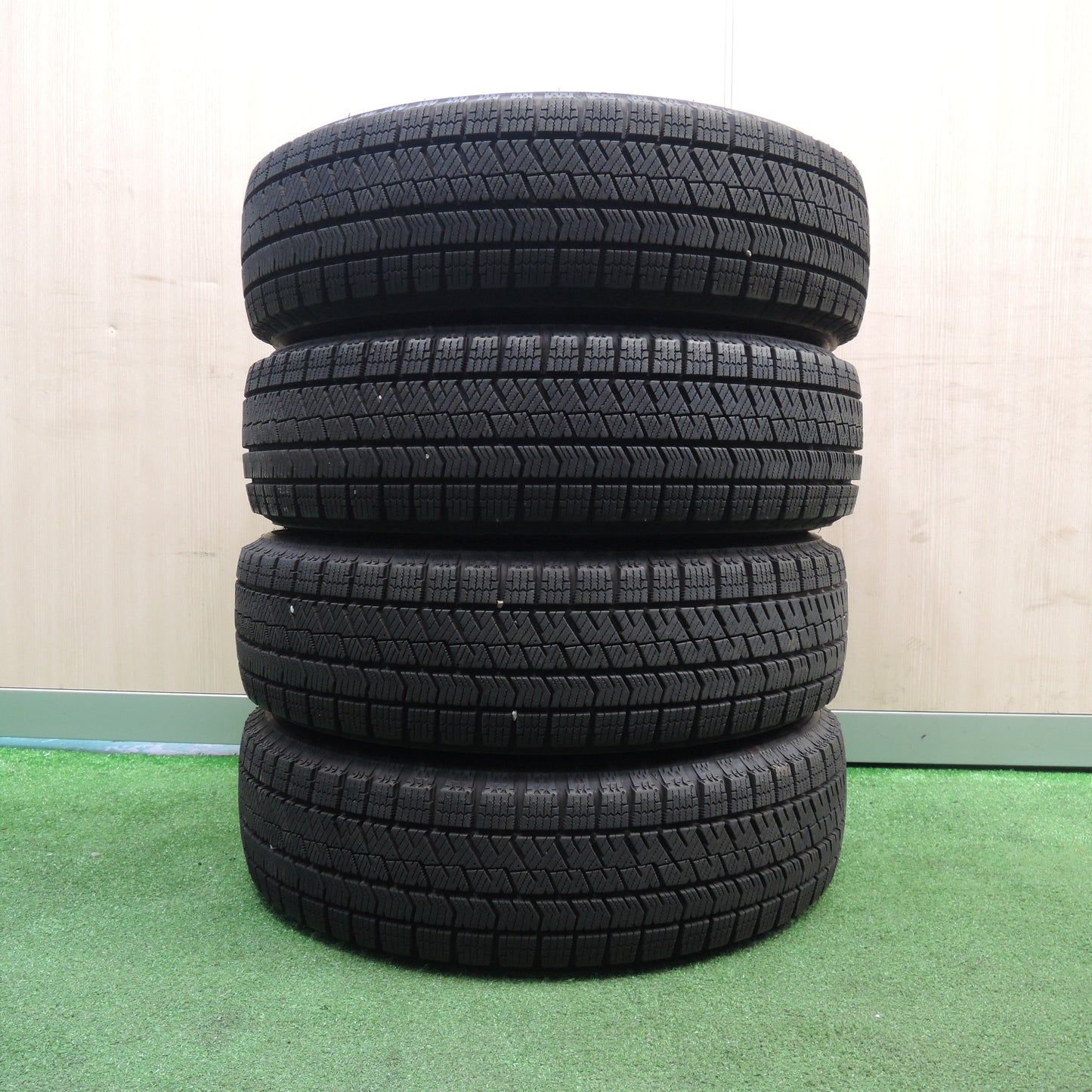 *送料無料*バリ溝！21年！キレイ！9分★スタッドレス 155/65R14 ブリヂストン ブリザック VRX2 AXEL アクセル 14インチ PCD100/4H★3111714NJス