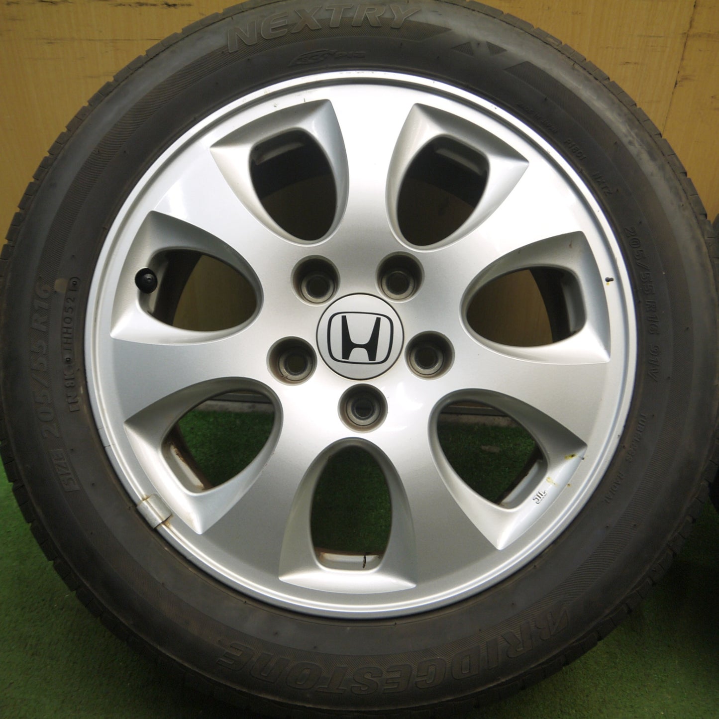 *送料無料* バリ溝！21年！キレイ！9.5分★ホンダ アコード 純正 205/55R16 ブリヂストン ネクストリー エコピア 16インチ PCD114.3/5H★4031204Hノ
