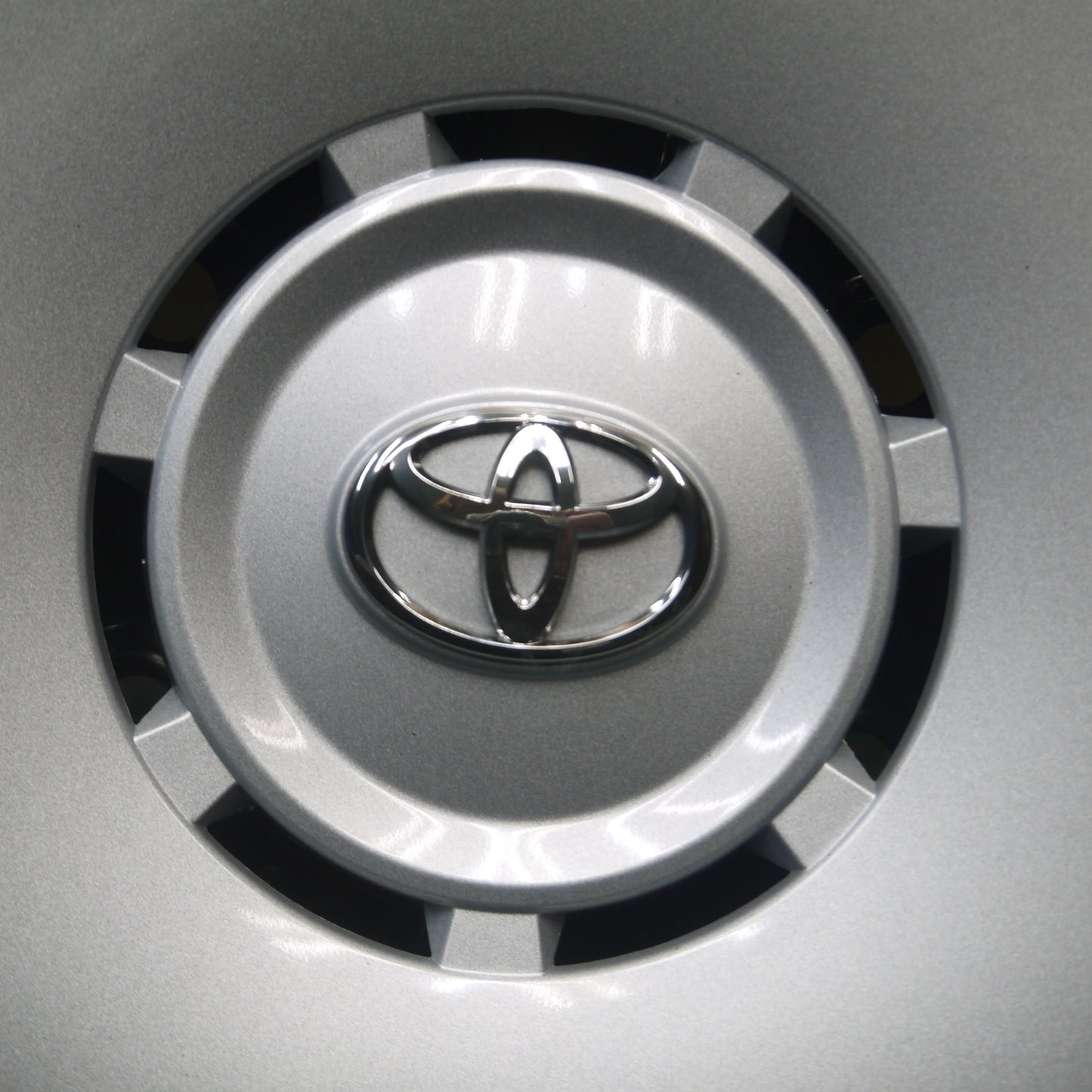 *送料無料*新車外し！23年★トヨタ 200系 ハイエース 純正 スチール 195/80R15 107/105N ブリヂストン エコピア RD613 PCD139.7/6H★4011503Hノ