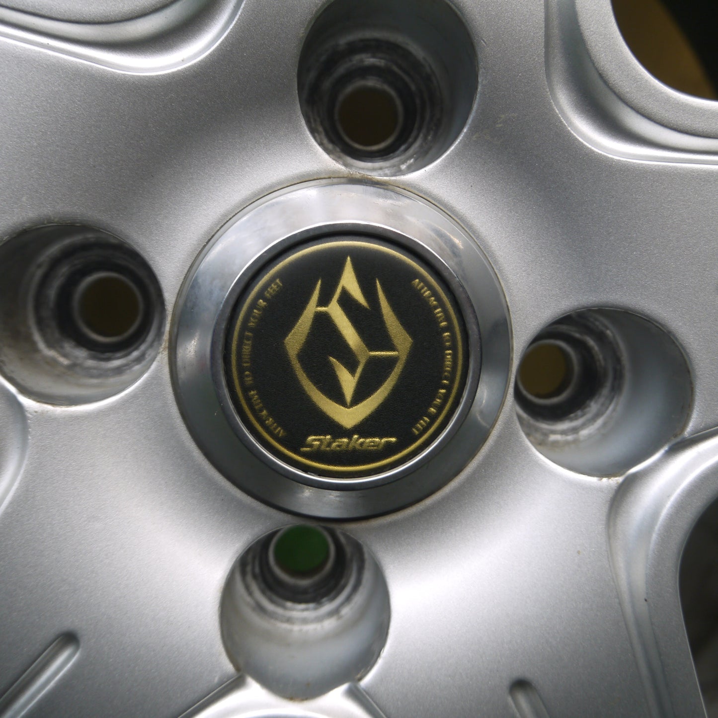 *送料無料*超バリ溝！21年！キレイ！ほぼ10分★スタッドレス 175/65R14 プラクティバ アイス BP02 Staker 社外 アルミ 14インチ PCD100/4H★4011509Hス