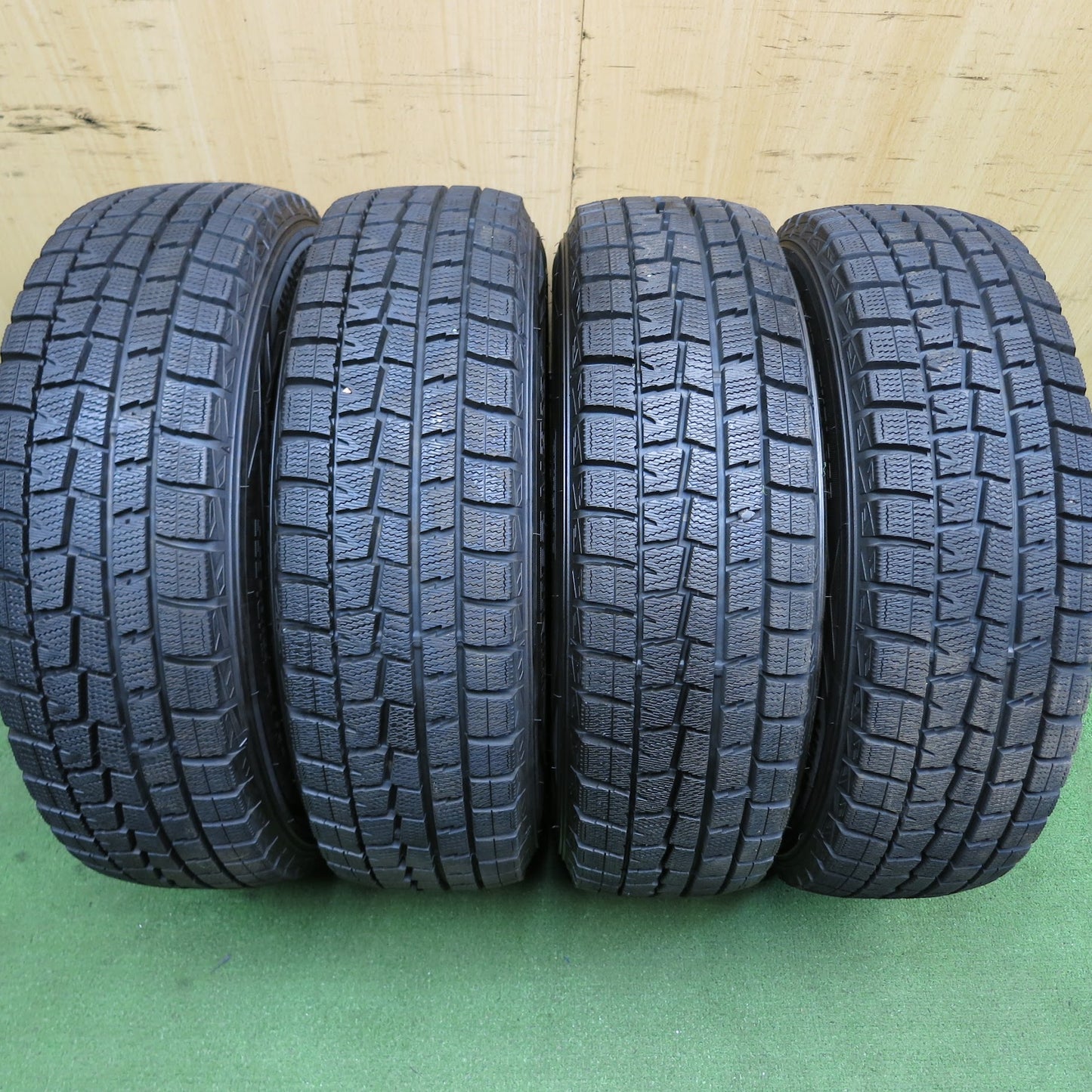 [送料無料]超バリ溝！キレイ！ほぼ10分★スタッドレス 175/70R14 ダンロップ ウインターマックス WM01 JOKER QUEEN weds ジョーカー PCD100/4H★3062314Hス