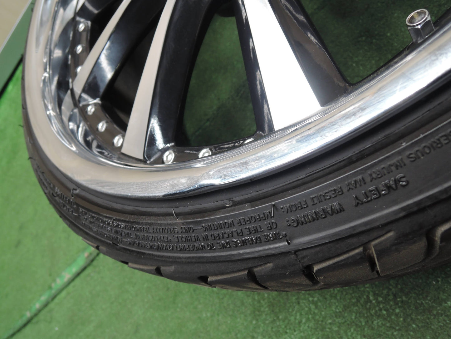 [送料無料]バリ溝！8.5分★215/35R19 245/35R19 VENERDi COSMIC トライアングル TR968 ブリヂストン ERGLANZ EG-1 ヴェネルディ PCD114.3/5H★3112510HAノ