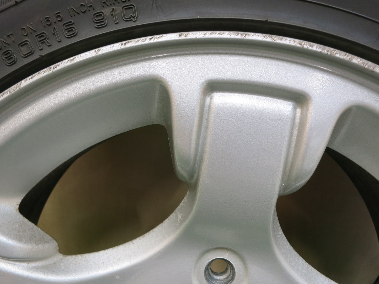 [送料無料]★スズキ ジムニー 純正 175/80R16 スタッドレス ダンロップ ウインターマックス SJ8 16インチ PCD139.7/5H★2100504ヒス