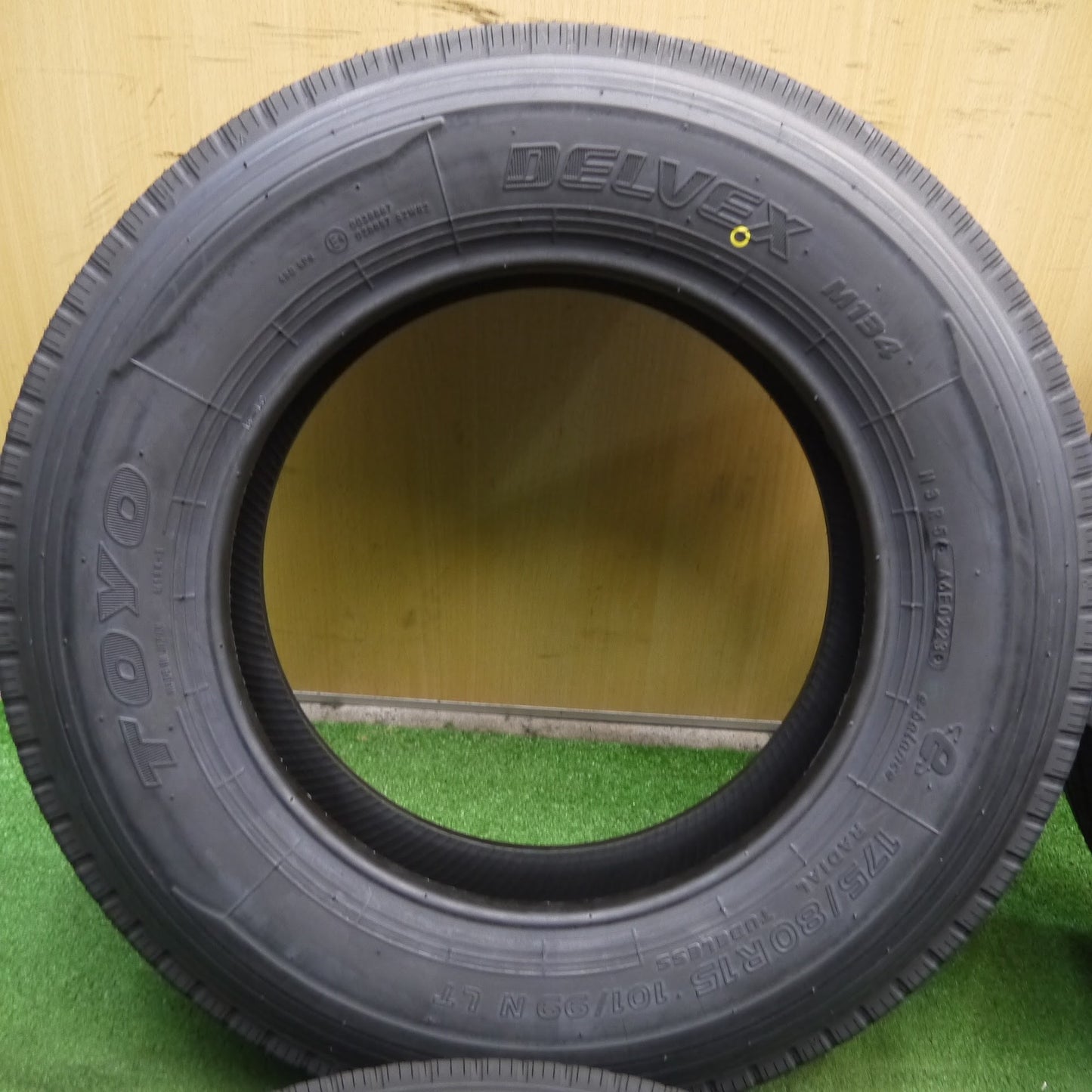 [送料無料]未使用！6本セット 23年★175/80R15 101/99N トーヨー デルベックス M134 DELVEX 15インチ タイヤ パジェロミニ バン 等★3071706クノタ