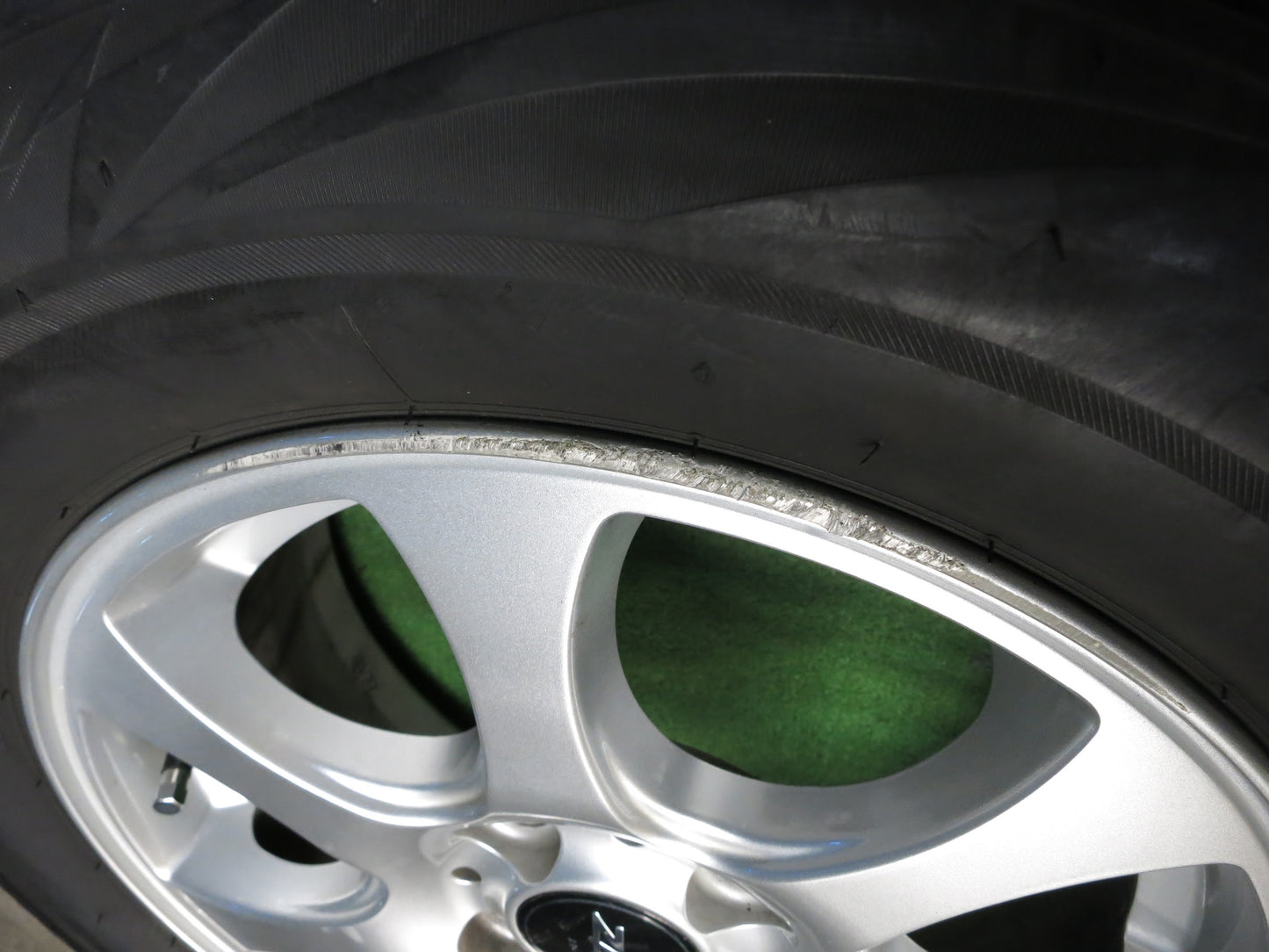 [送料無料]バリ溝！20年！8.5分★スタッドレス 175/70R14 ブリヂストン ブリザック VRX2 ZACK JP-7 ザック 14インチ PCD100/4H★2112103Hス