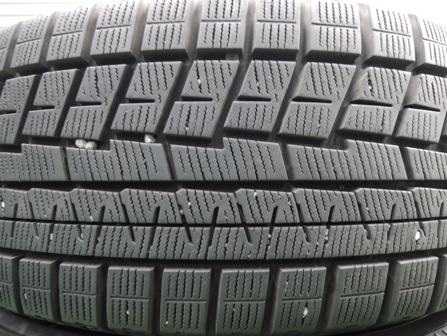 *送料無料*バリ溝！19年！キレイ！9.5分以上★スタッドレス 215/55R17 ヨコハマ アイスガード iG60 SCHNEIDER MiD シュナイダー PCD114.3/5H★3112402HAス
