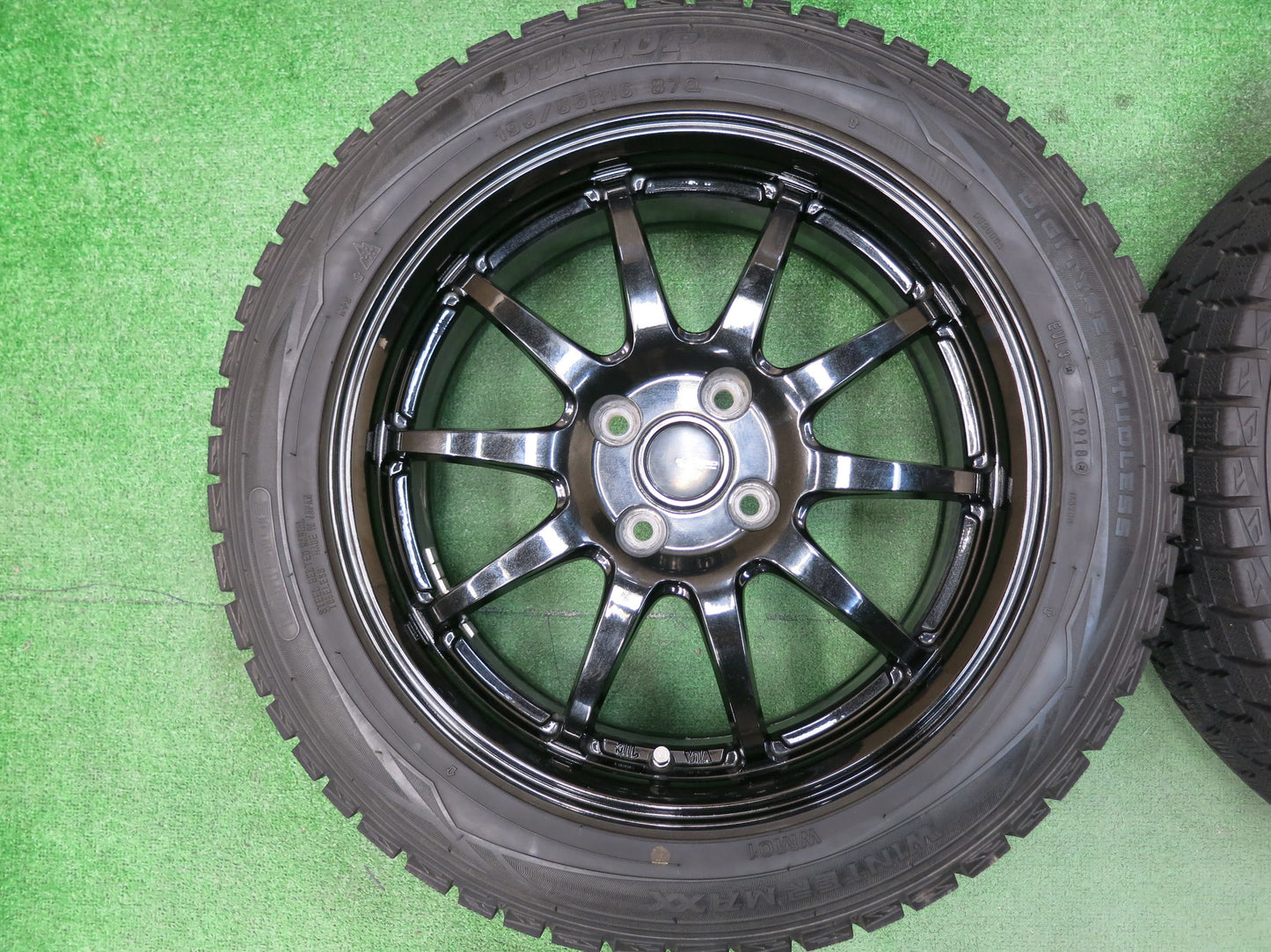 [送料無料]超バリ溝！キレイ！9.5分以上★スタッドレス 195/55R16 ダンロップ ウインターマックス WM01 G-SPEED Gスピード 16インチ PCD100/4H★3021804ヒス