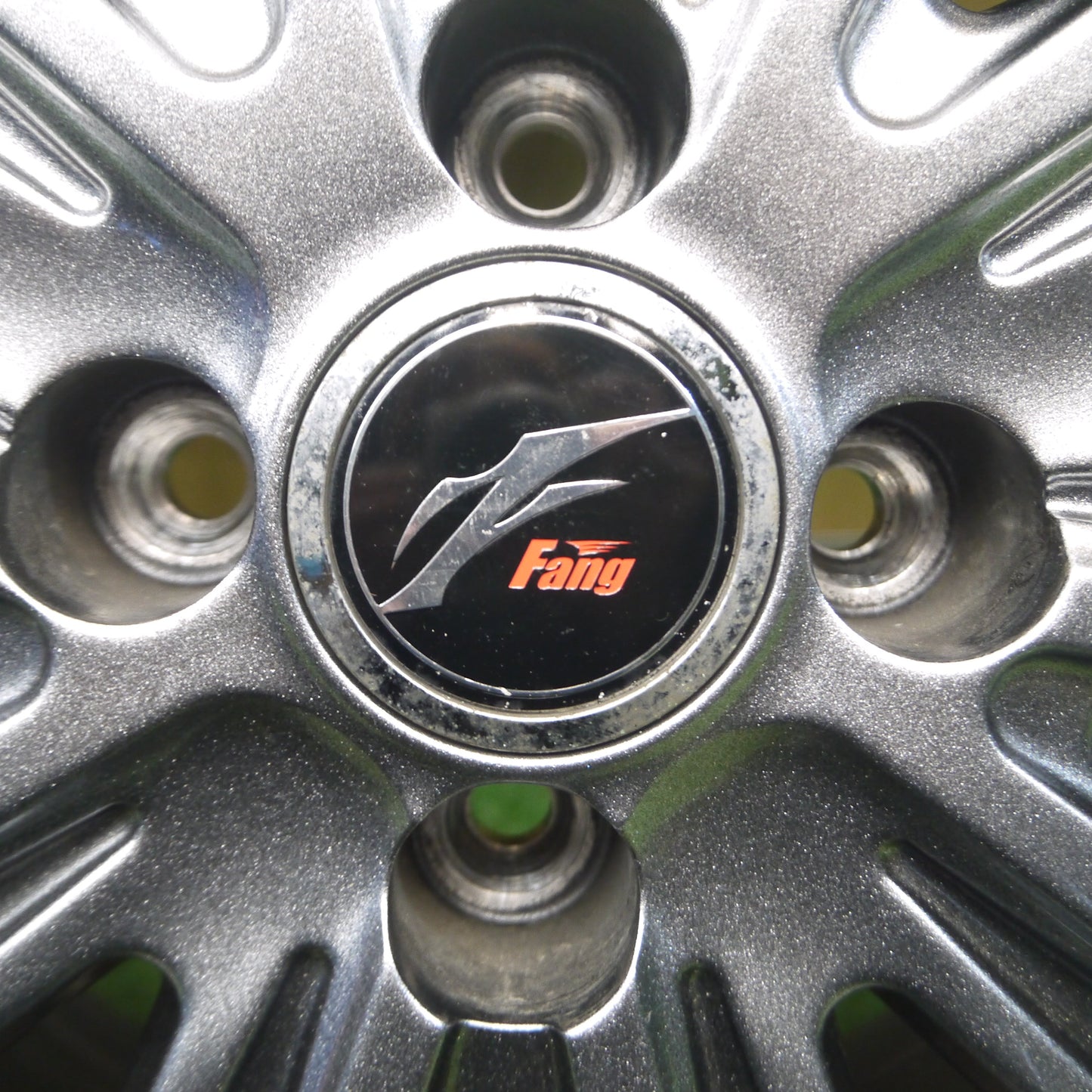 *送料無料*バリ溝！19年！キレイ！9.5分★スタッドレス 165/65R14 ダンロップ ウインターマックス WM01 Fang ファング 14インチ PCD100/4H★3102502Hス