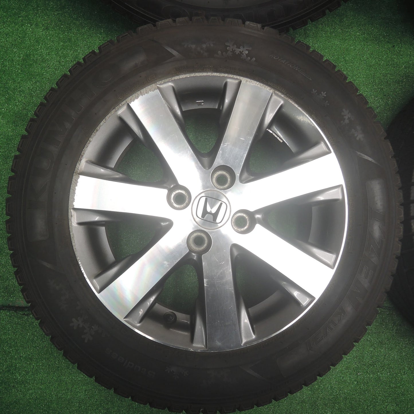 [送料無料]バリ溝！9.5分★ホンダ フリード 純正 185/65R15 スタッドレス クムホ I'ZEN KW31 15インチ PCD100/4H★3081503SYス