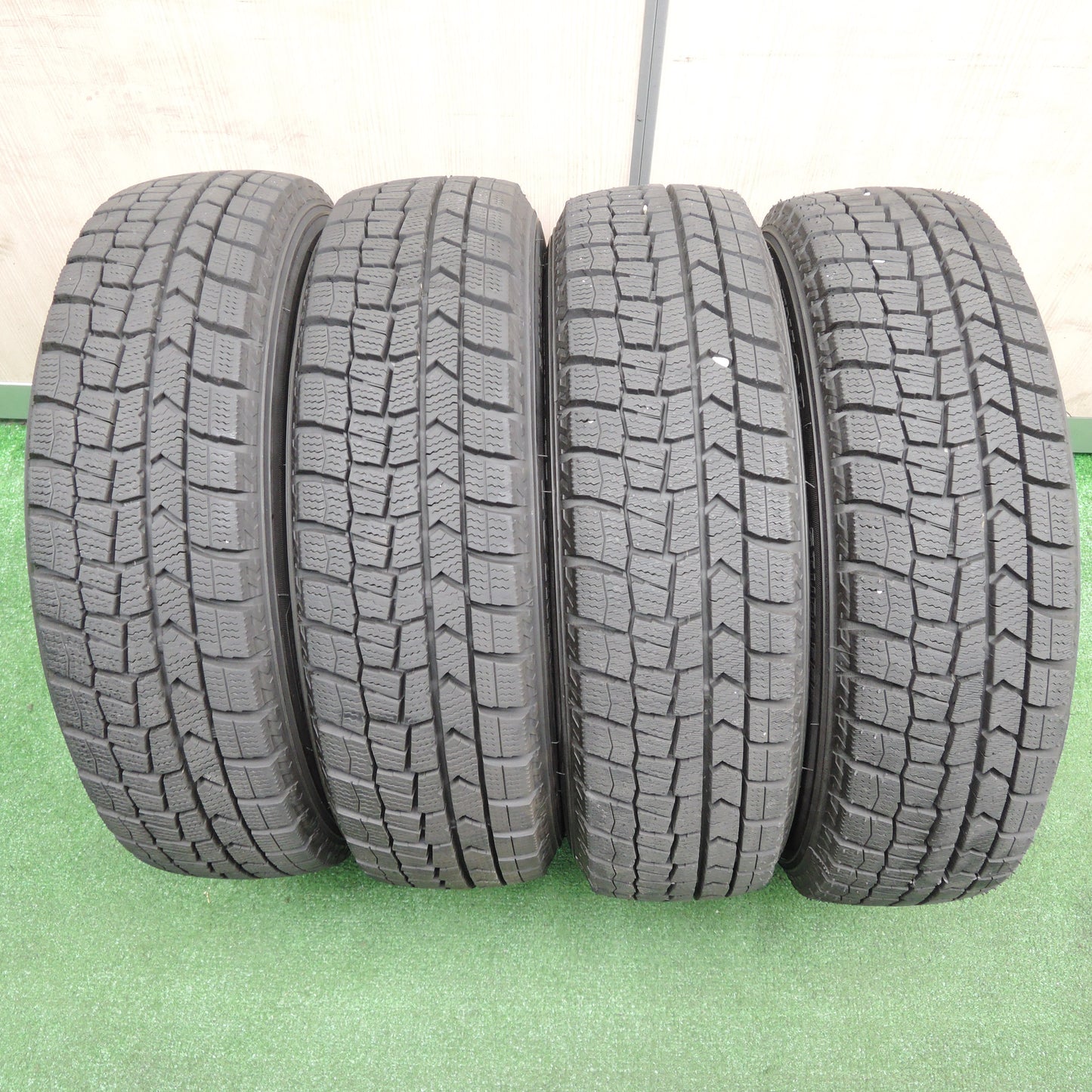 *送料無料*バリ溝！22年！9.5分以上★スタッドレス 155/65R13 ダンロップ ウインターマックス WM02 GIRO ギロ 13インチ PCD100/4H★3120808TNス