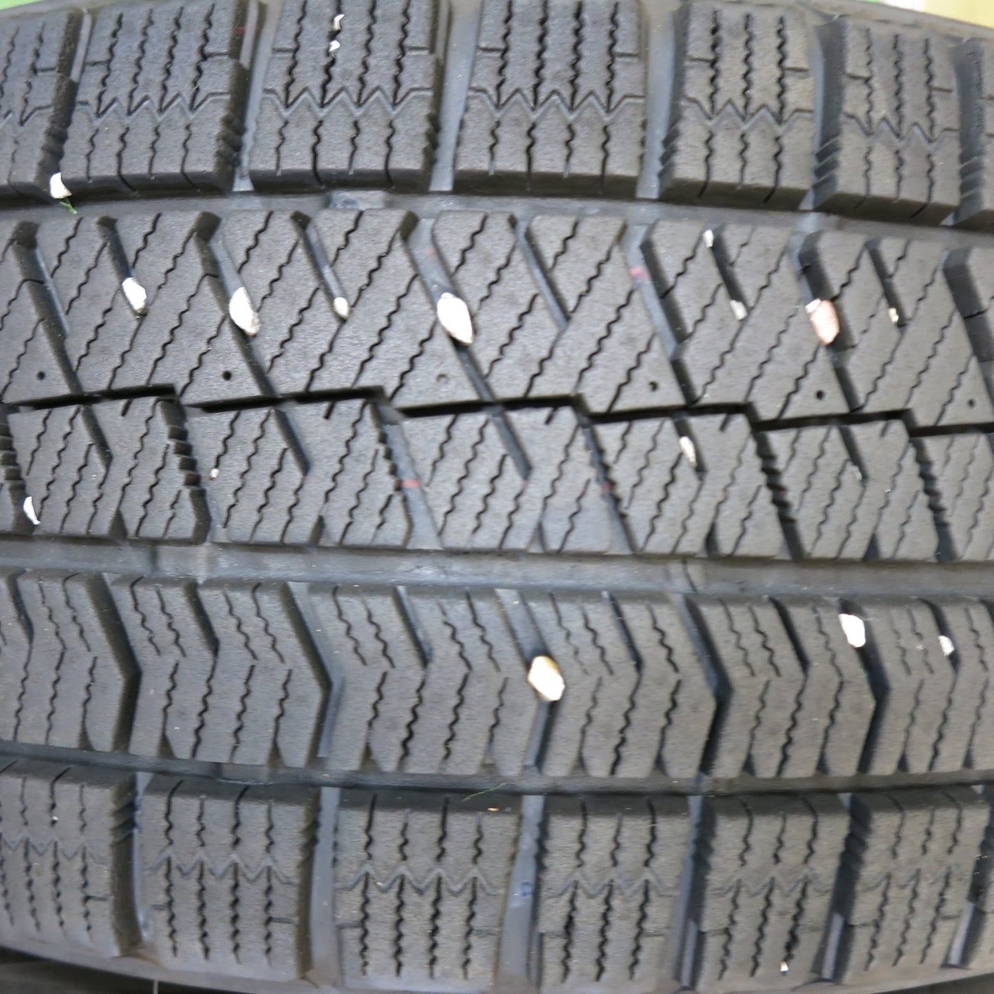 [送料無料]バリ溝！綺麗！9分★プリウス 等 195/65R15 スタッドレス ブリヂストン ブリザック VRX2 ECO FORME エコフォルム 15インチ PCD100/5H★3062312Hス