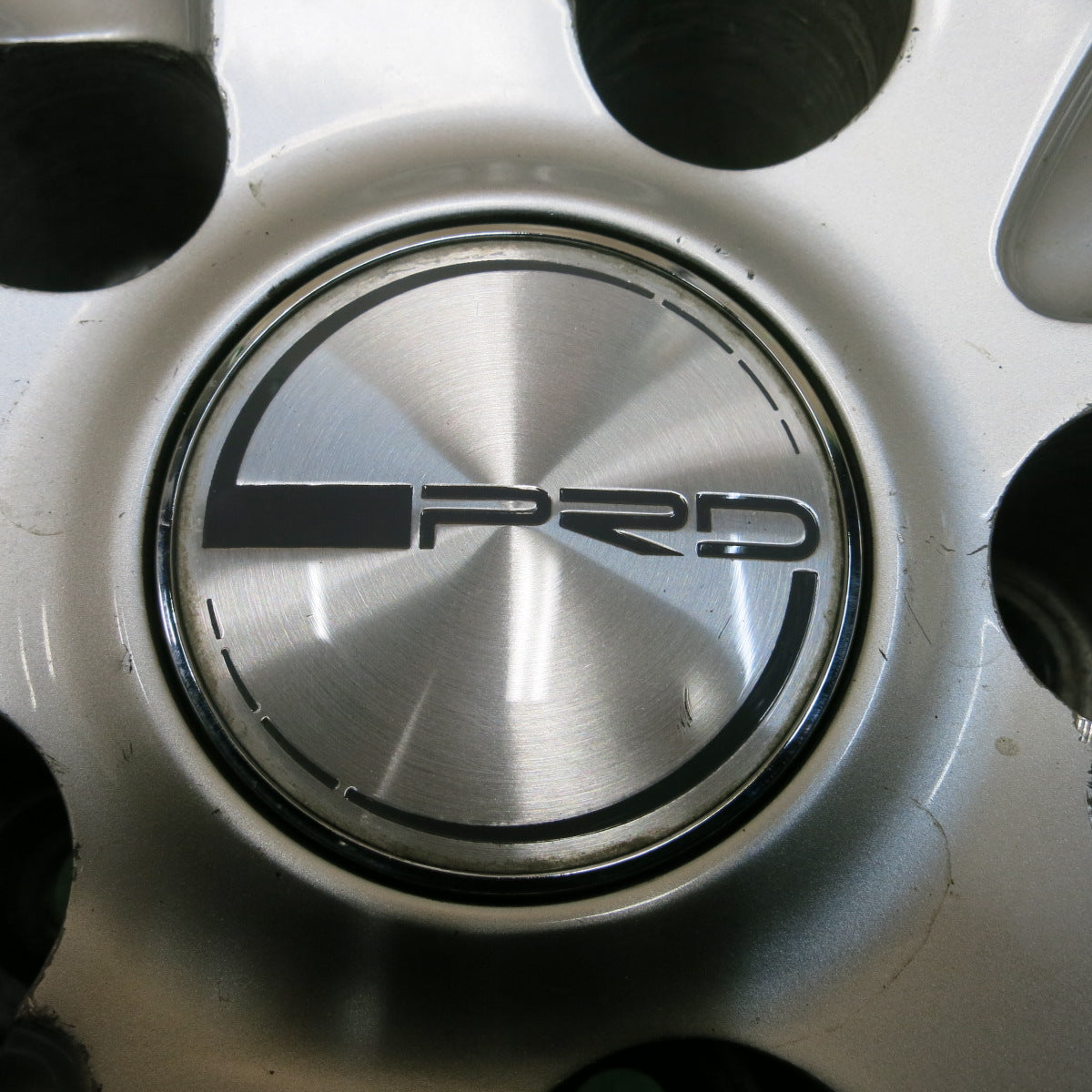 *送料無料*バリ溝！ほぼ10分★スタッドレス 215/60R16 ヨコハマ アイスガード iG50 プラス PRD 16インチ PCD114.3/5H★3122905イス