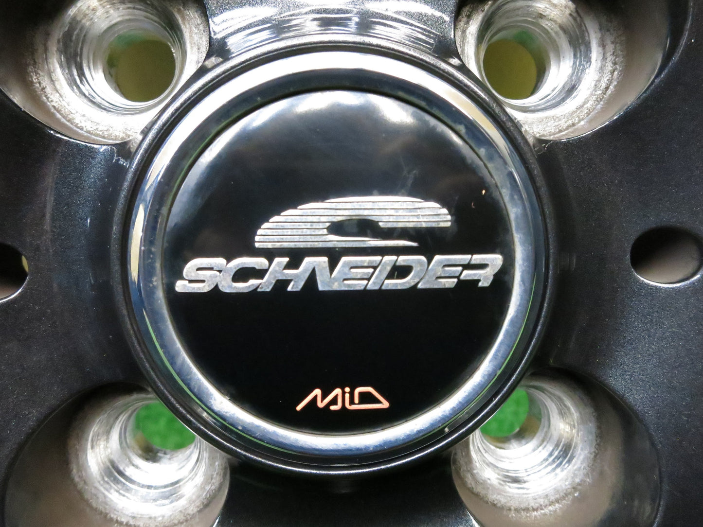 [送料無料]バリ溝！18年！綺麗！9分★スタッドレス 155/65R14 ヨコハマ アイスガード iG60 SCHNEIDER MiD シュナイダー マルカ 14インチ PCD100/4H★2121601Hス
