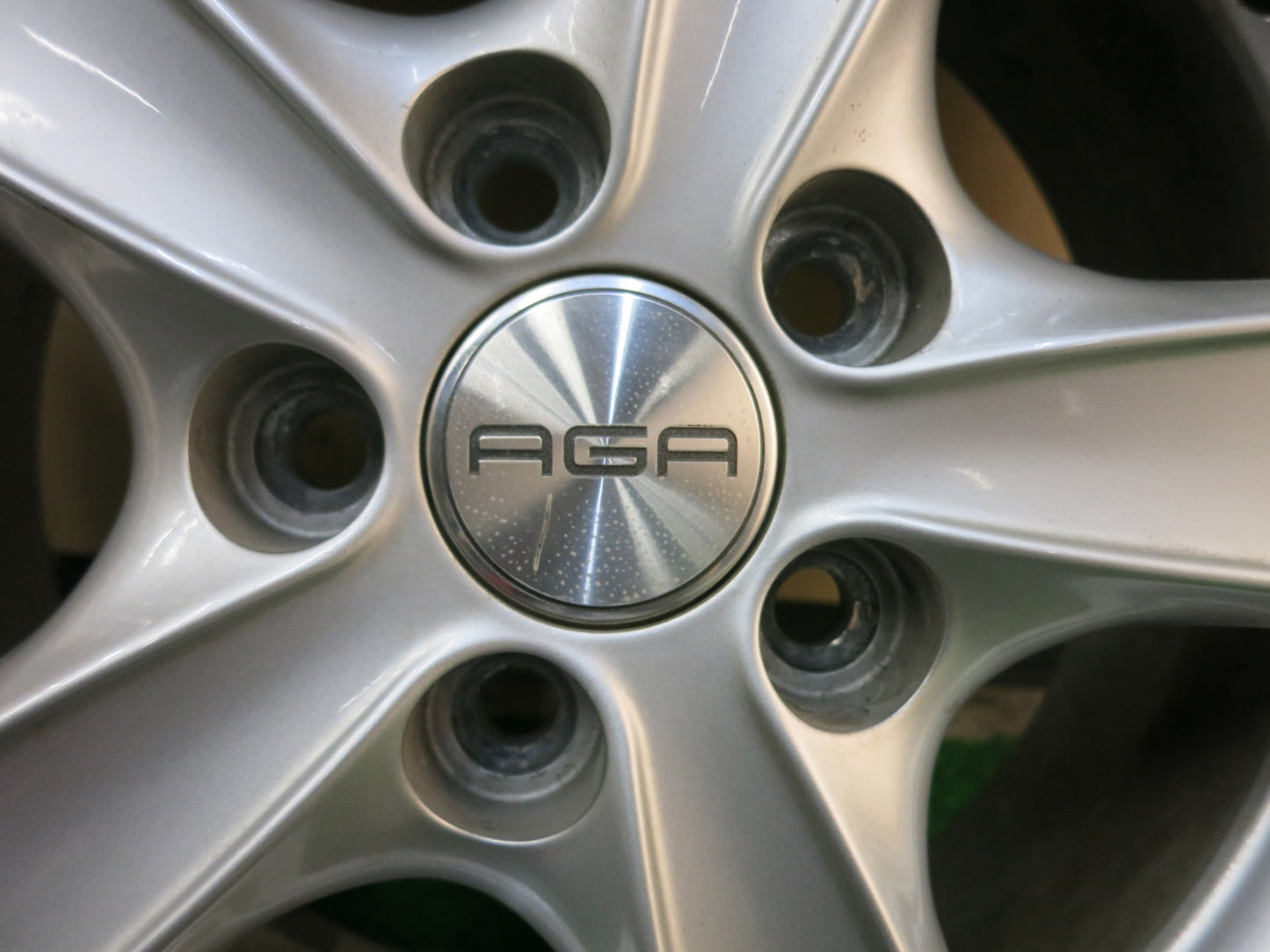 [送料無料]バリ溝！19年！9.5分★スタッドレス 185/65R14 AGA ダンロップ ウインターマックス WM02 PCD100/5H カリーナ カルディナ コロナ等★3031103ヒス