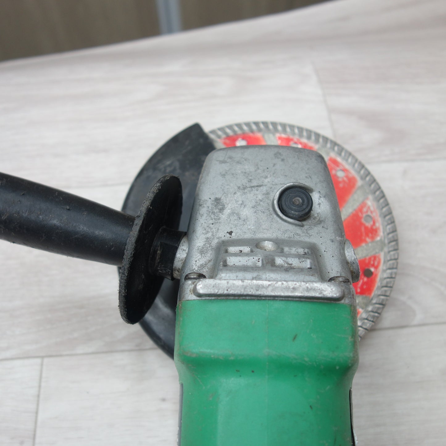 [送料無料] ☆日立工機 ディスクグラインダ G15YE2 HITACHI 150mm 100V 電動 工具 DIY 大工 道具 ハイコーキ☆