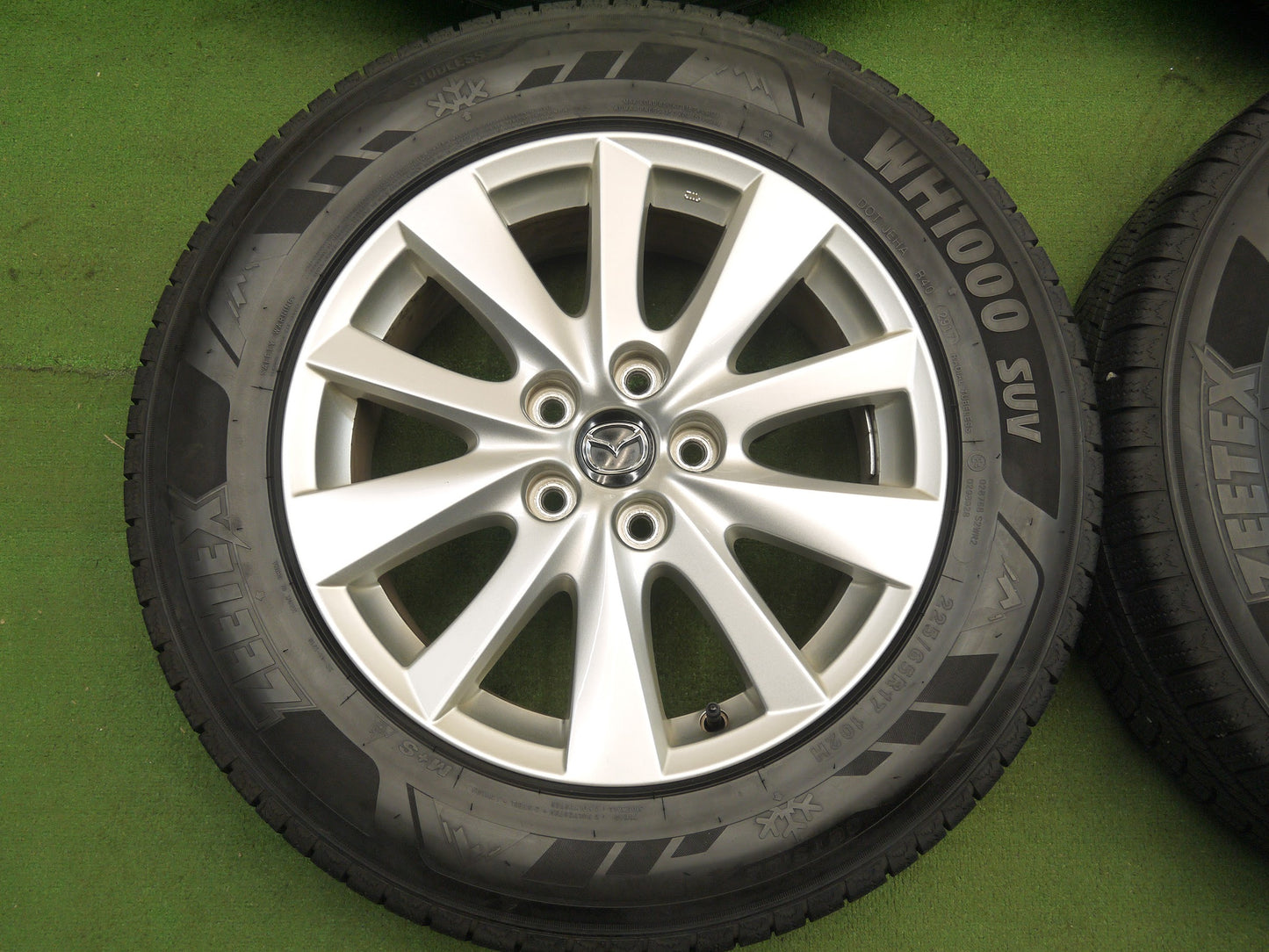[送料無料]バリ溝！キレイ！ほぼ10分★マツダ CX-5 純正 225/65R17 スタッドレス ジーテックス WH1000 SUV 17インチ PCD114.3/5H CX5★3021102クス