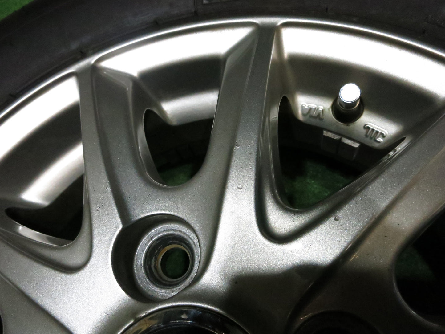 [送料無料]キレイ！18年★スタッドレス 145/80R13 ブリヂストン ブリザック VRX2 PREO 社外 アルミ 13インチ PCD100/4H★2121403Hス