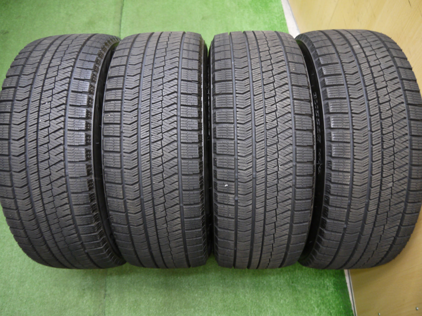 [送料無料]バリ溝！18年！キレイ！9.5分★RAYS VR G25 鍛造 スタッドレス 245/45R19 レイズ ブリヂストン ブリザック VRX2 PCD112/5H★2022606ヤス