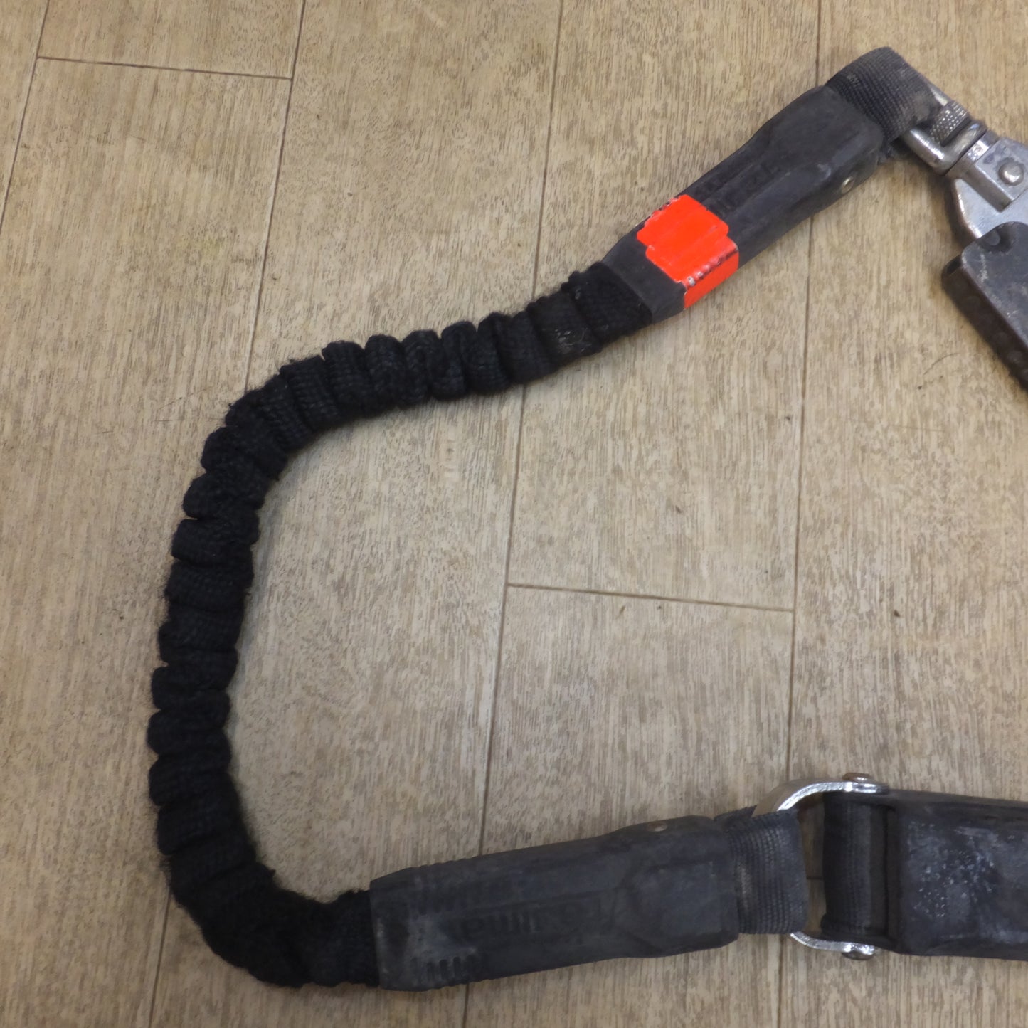 [送料無料]★タジマ Tajima フルハーネス 第一種 4kN　使用可能質量 100kg 最大自由落下距離 2.3m 落下距離 4.1m(2)★