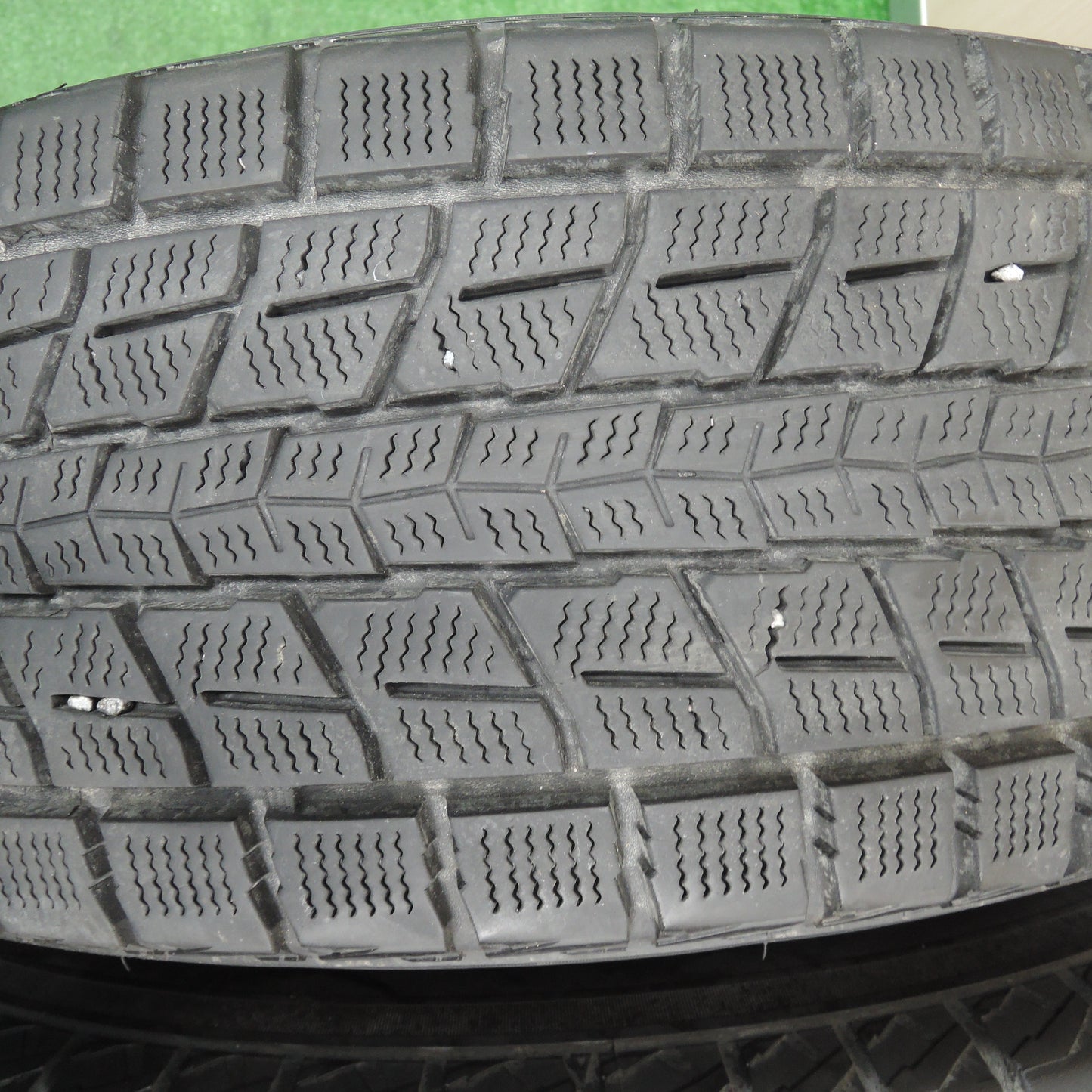 *送料無料*バリ溝！キレイ！9分★スタッドレス 225/65R17 ダンロップ ウインターマックス SJ8 NIRVANA ニルバーナ 17インチ PCD114.3/5H★3120815TNス